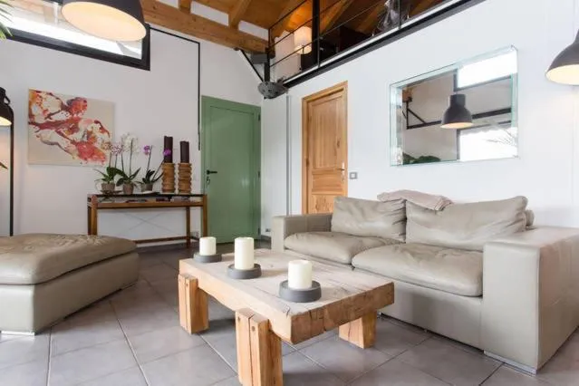 Communal lounge/ TV room in Skylark Bed & Breakfast