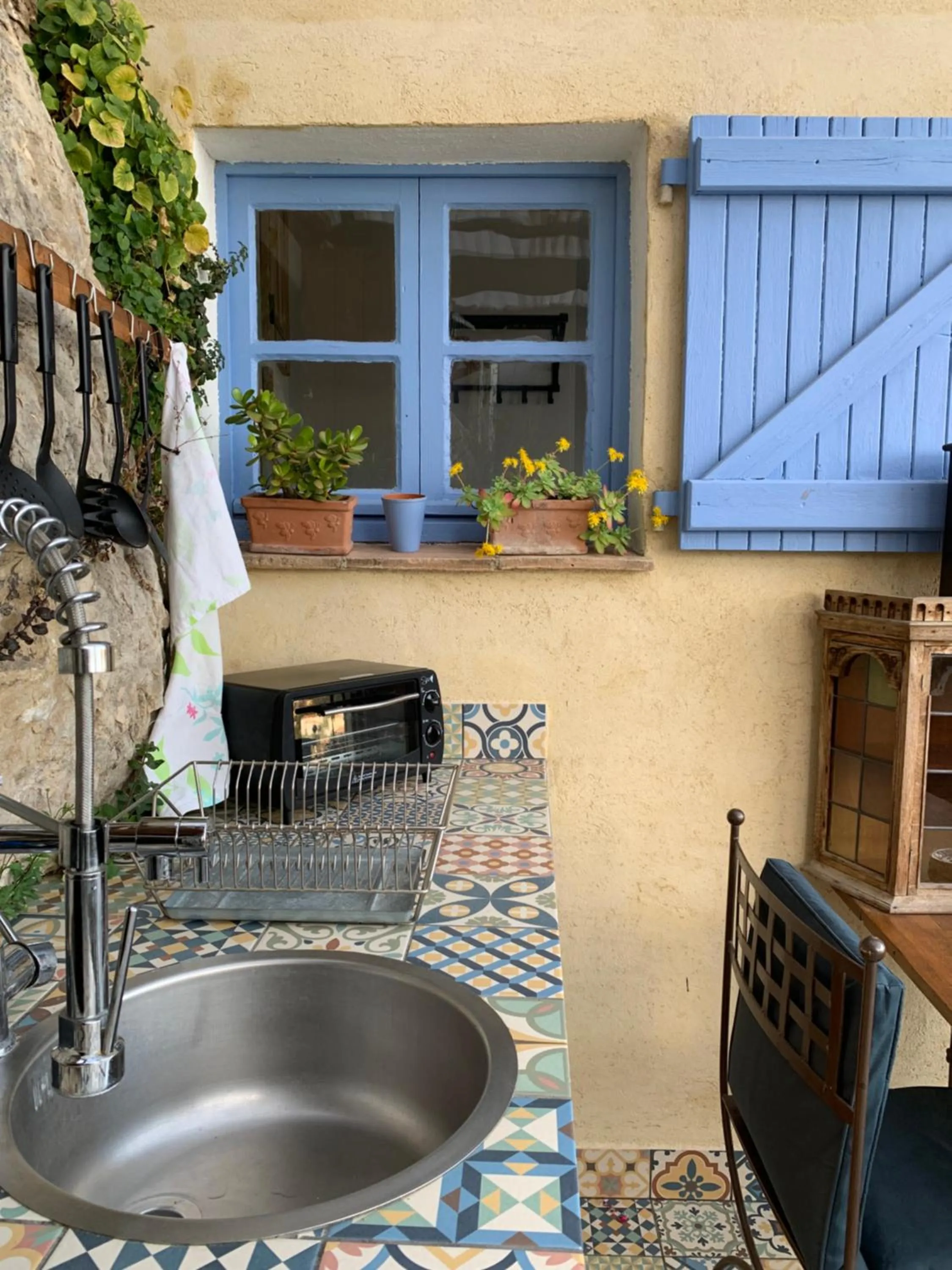 kitchen in Skylark Bed & Breakfast