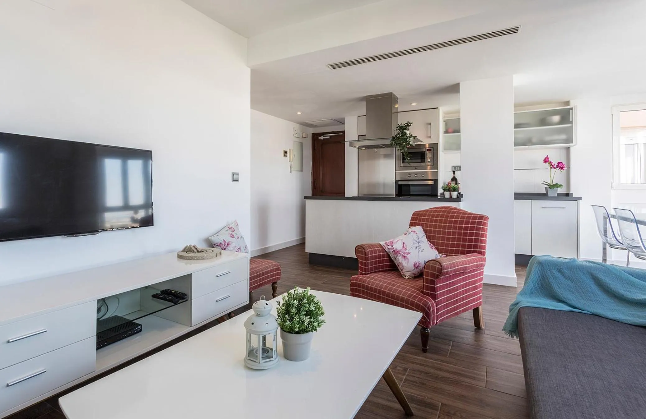 Apartment with Sea View in Ático Avda Cádiz Playa