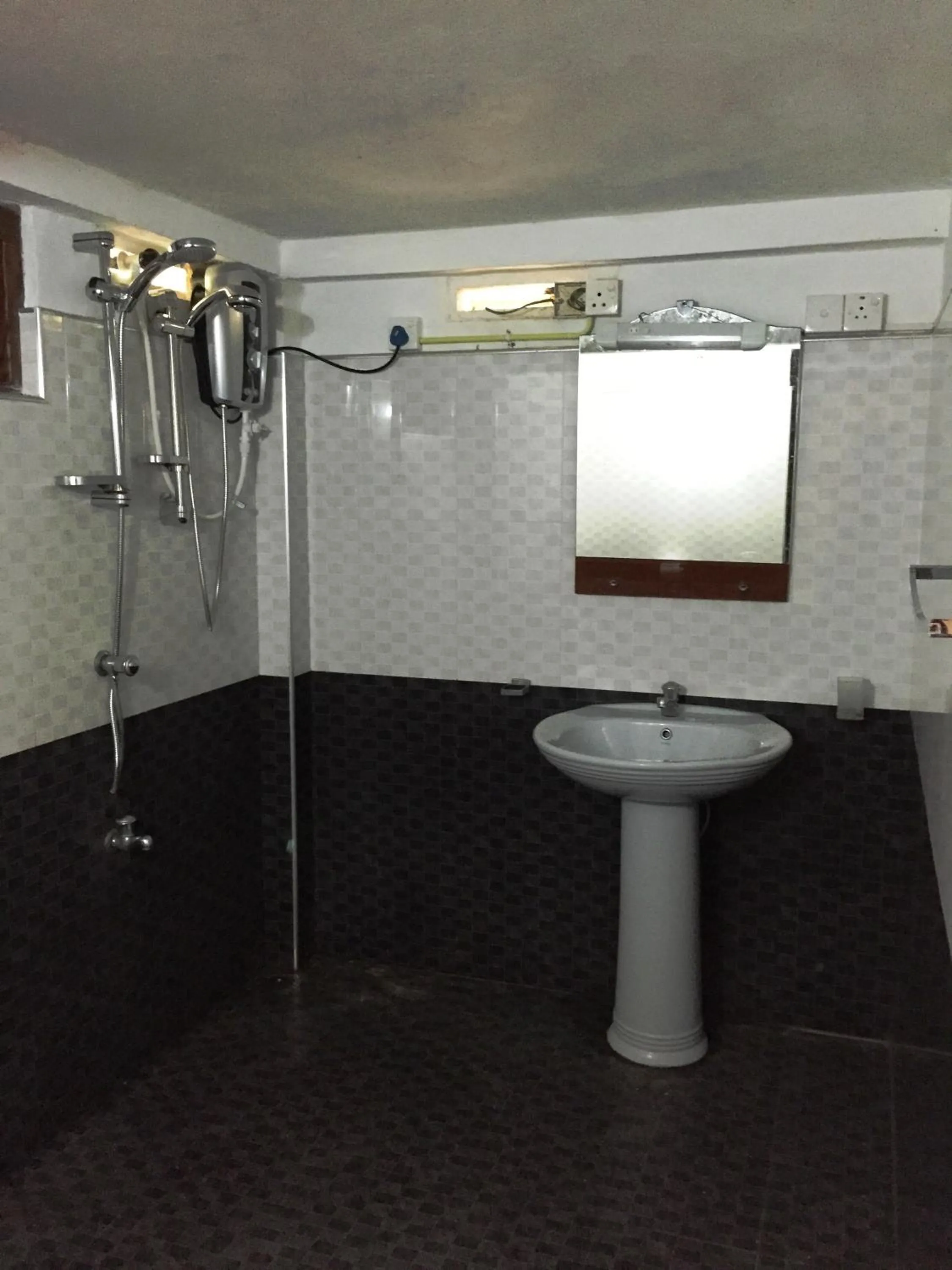 Bathroom in Shehani Beach Bungalow