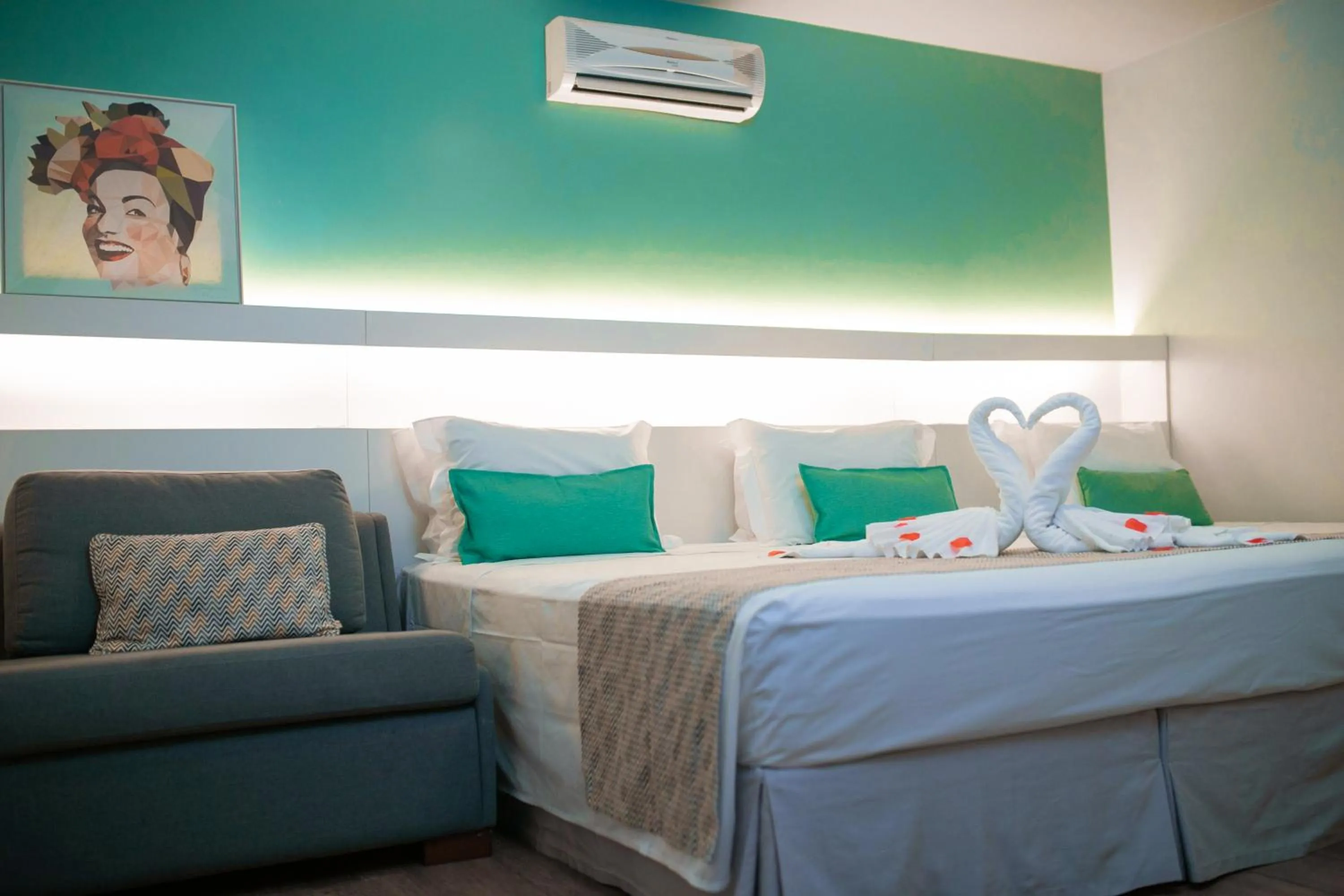 Bed in Aguativa Golf Resort