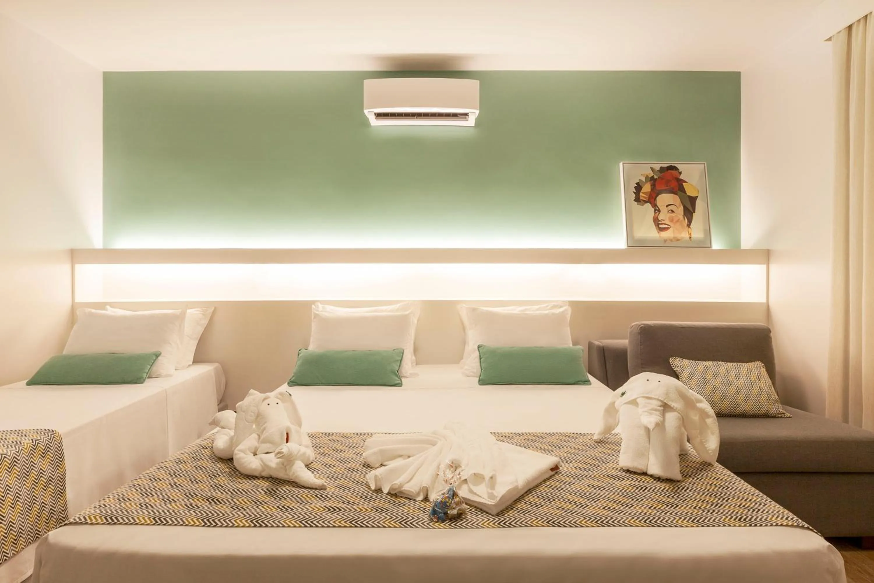 Bed in Aguativa Golf Resort