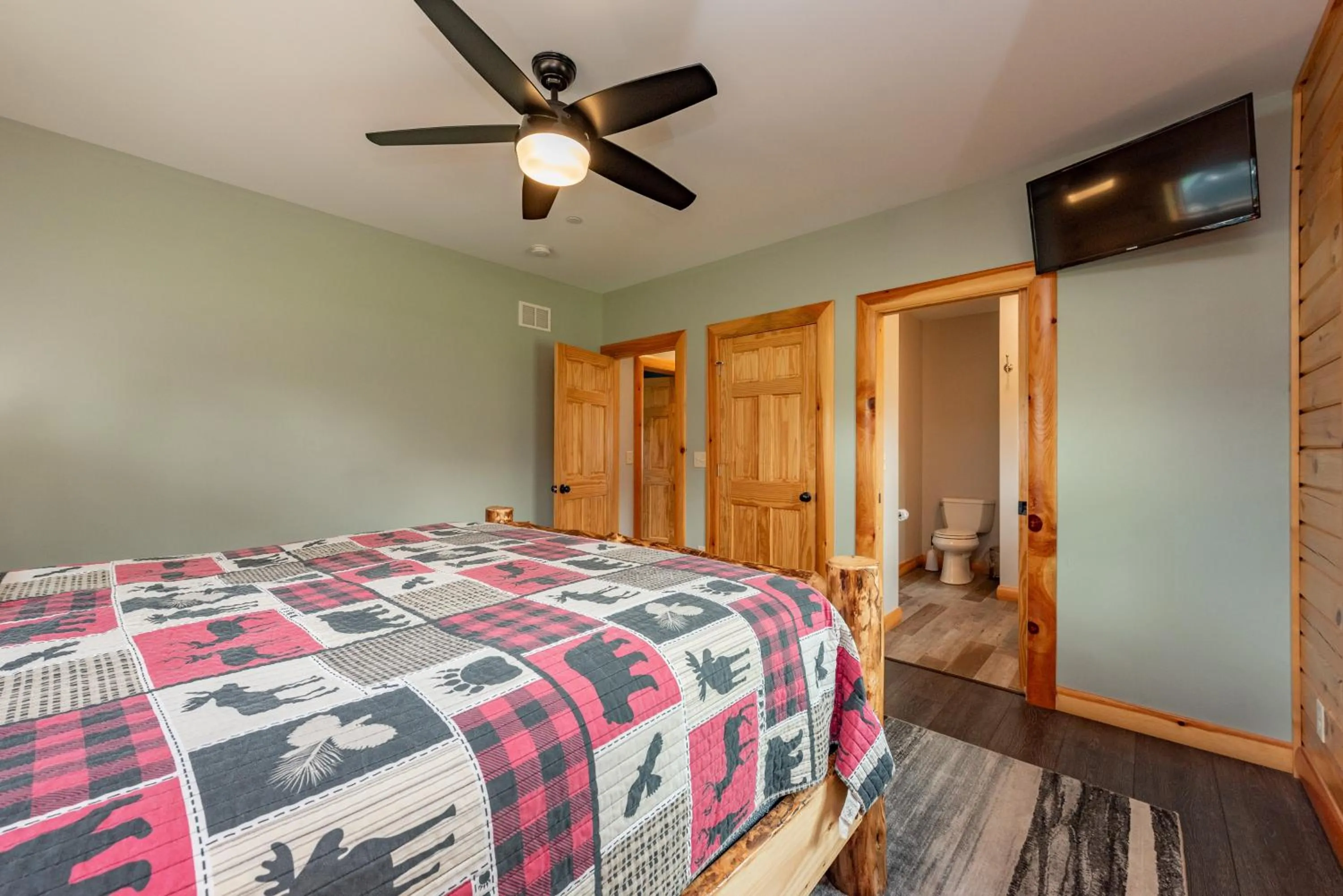 Bed in Mountain Mojo