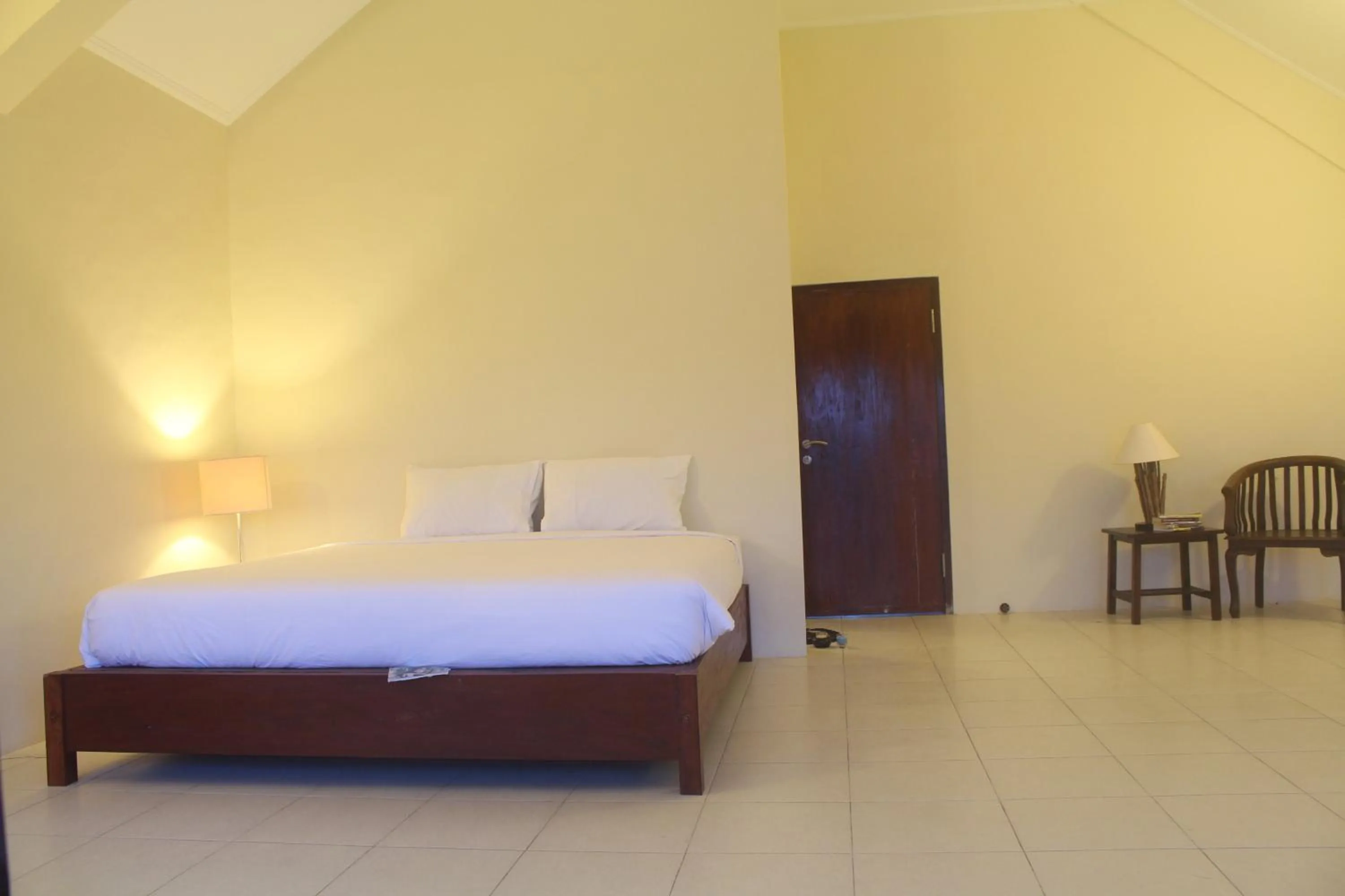 Restaurant/places to eat in Surf Garden Lombok