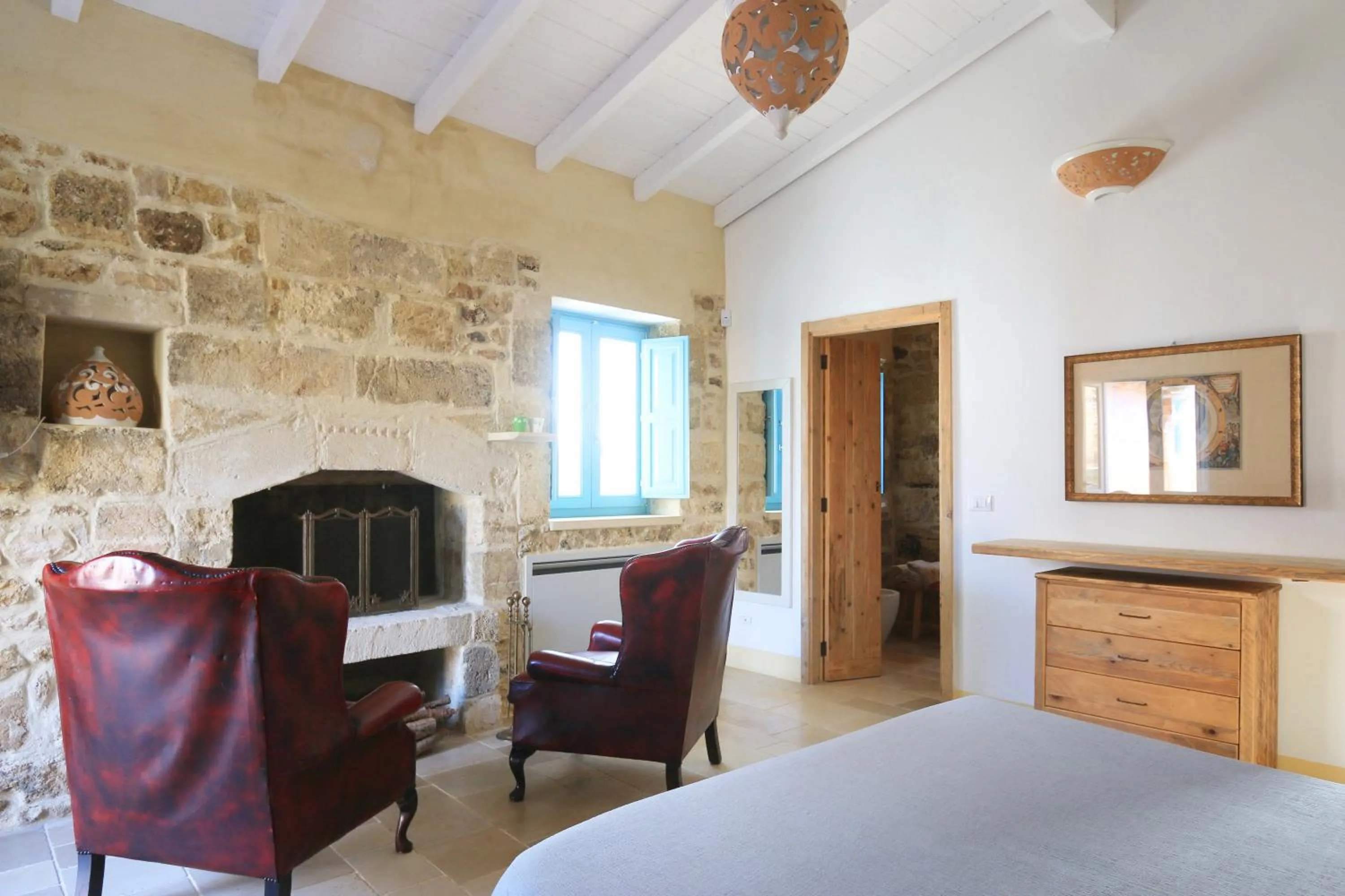 Decorative detail, Bed in Masseria Fano Relais & Wine