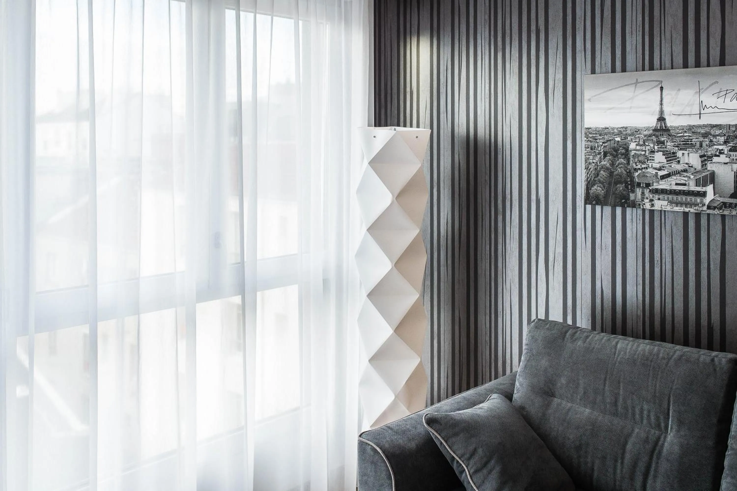 Living room in Les Appartements Paris Clichy