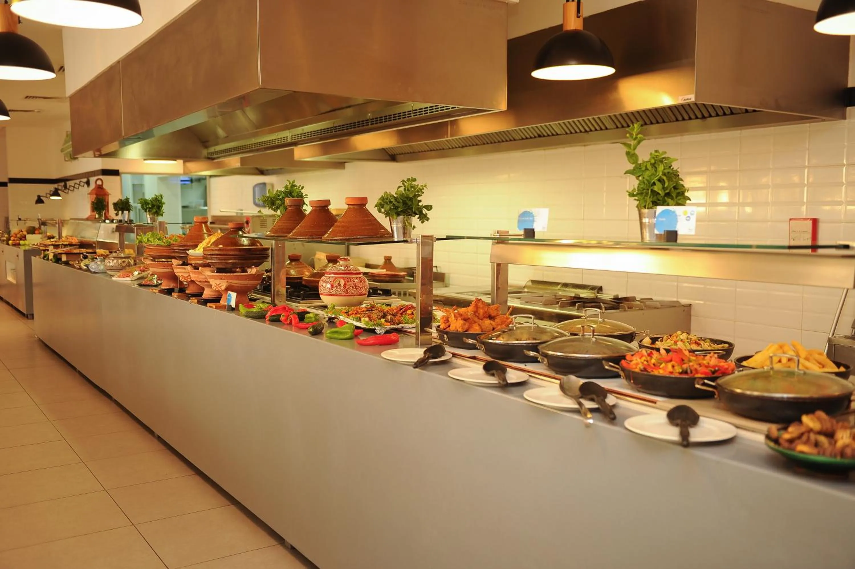 Restaurant/places to eat in Radisson Blu Resort Taghazout Bay Surf Village