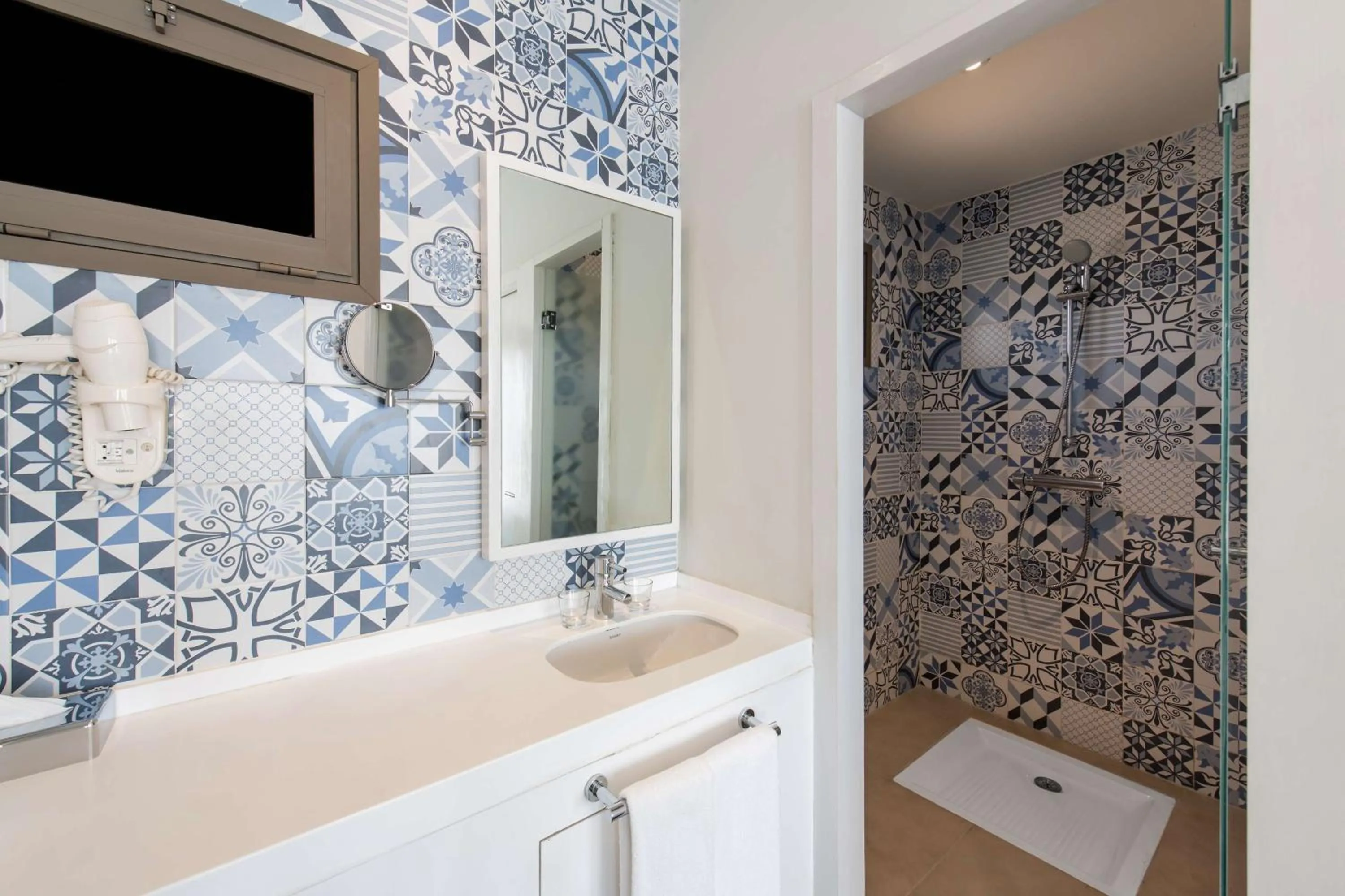 Bathroom in Radisson Blu Resort Taghazout Bay Surf Village