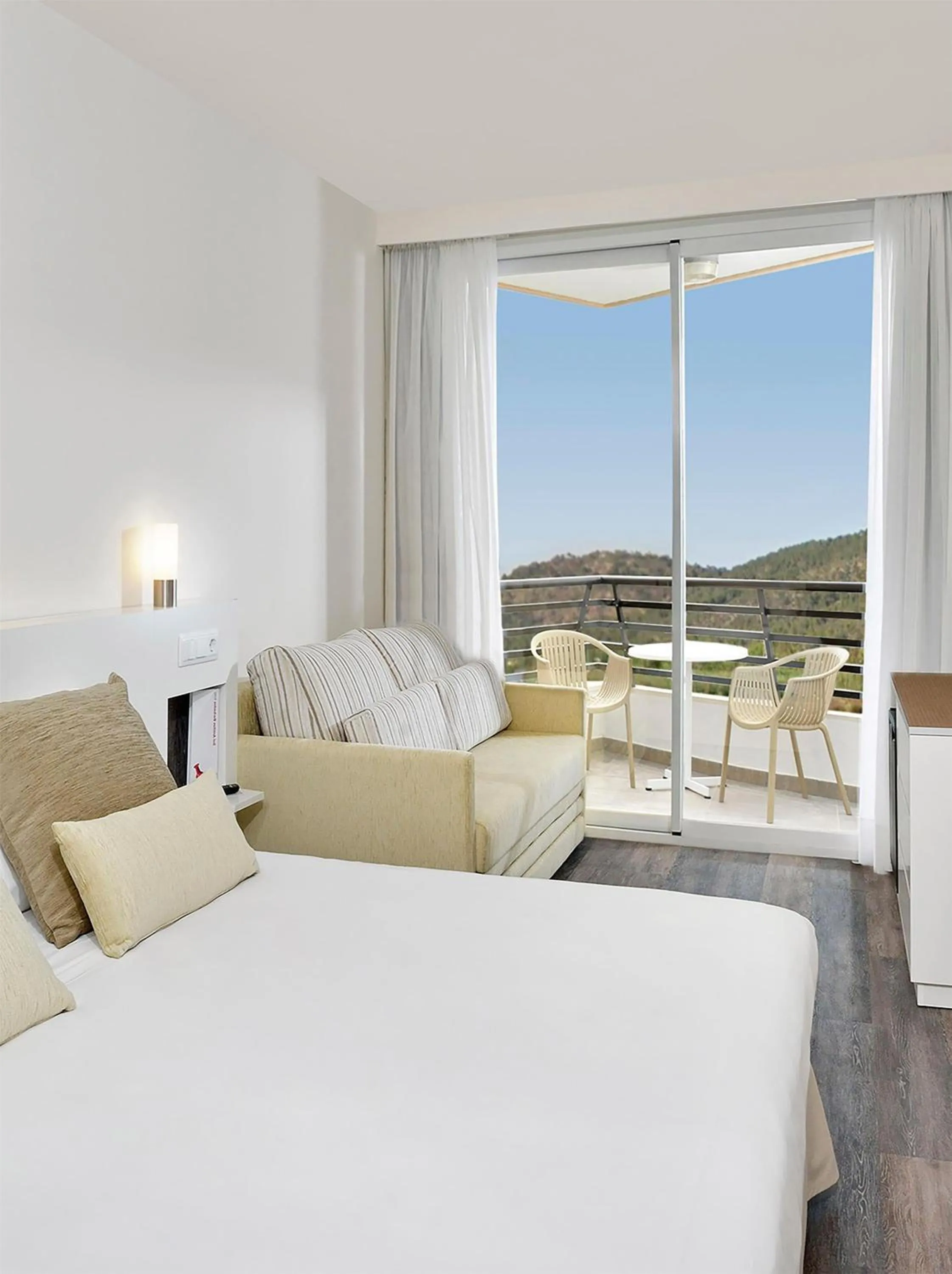 Bedroom, Bed in Sol Barbados