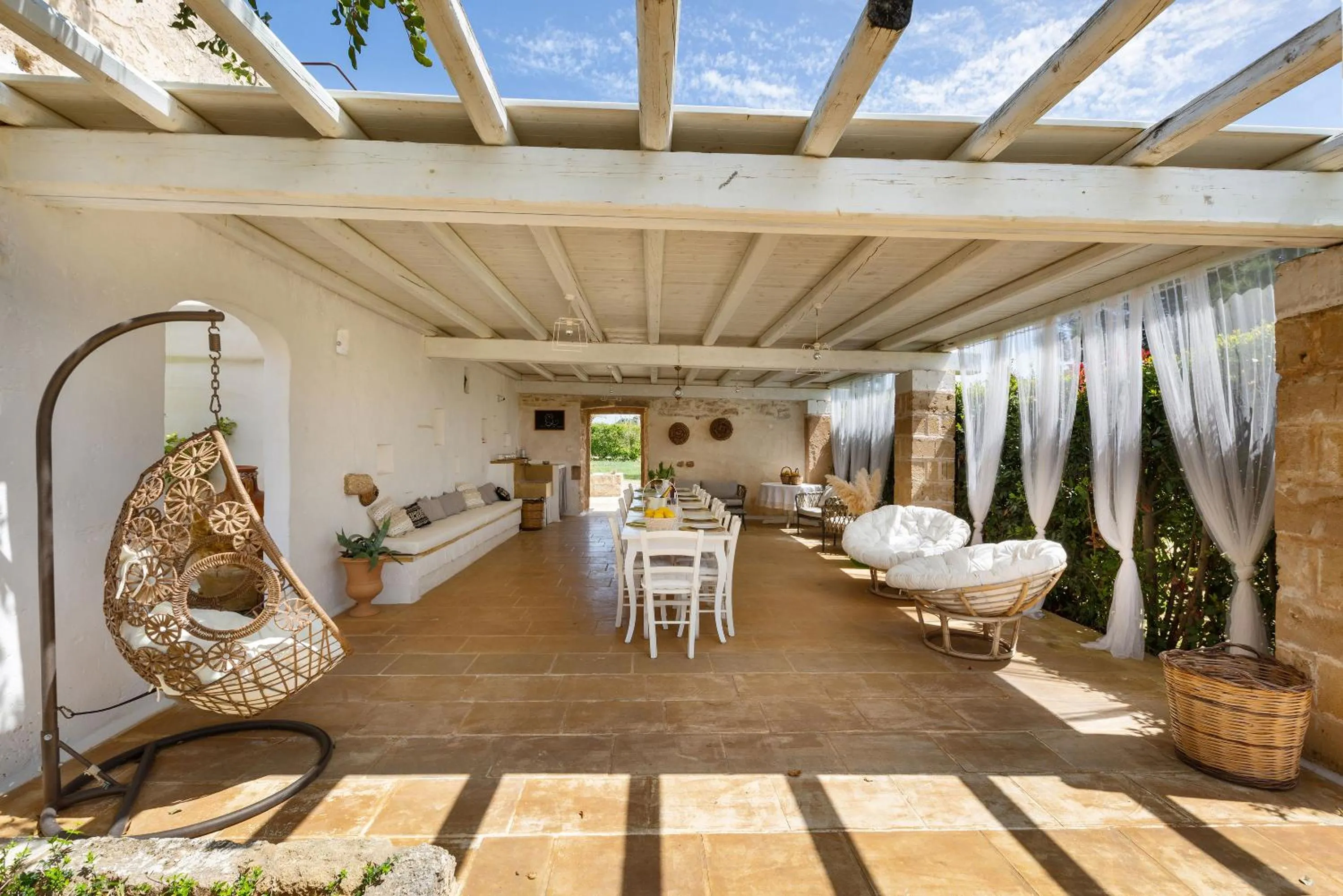 Patio in Masseria Li Capperi by Perle di Puglia