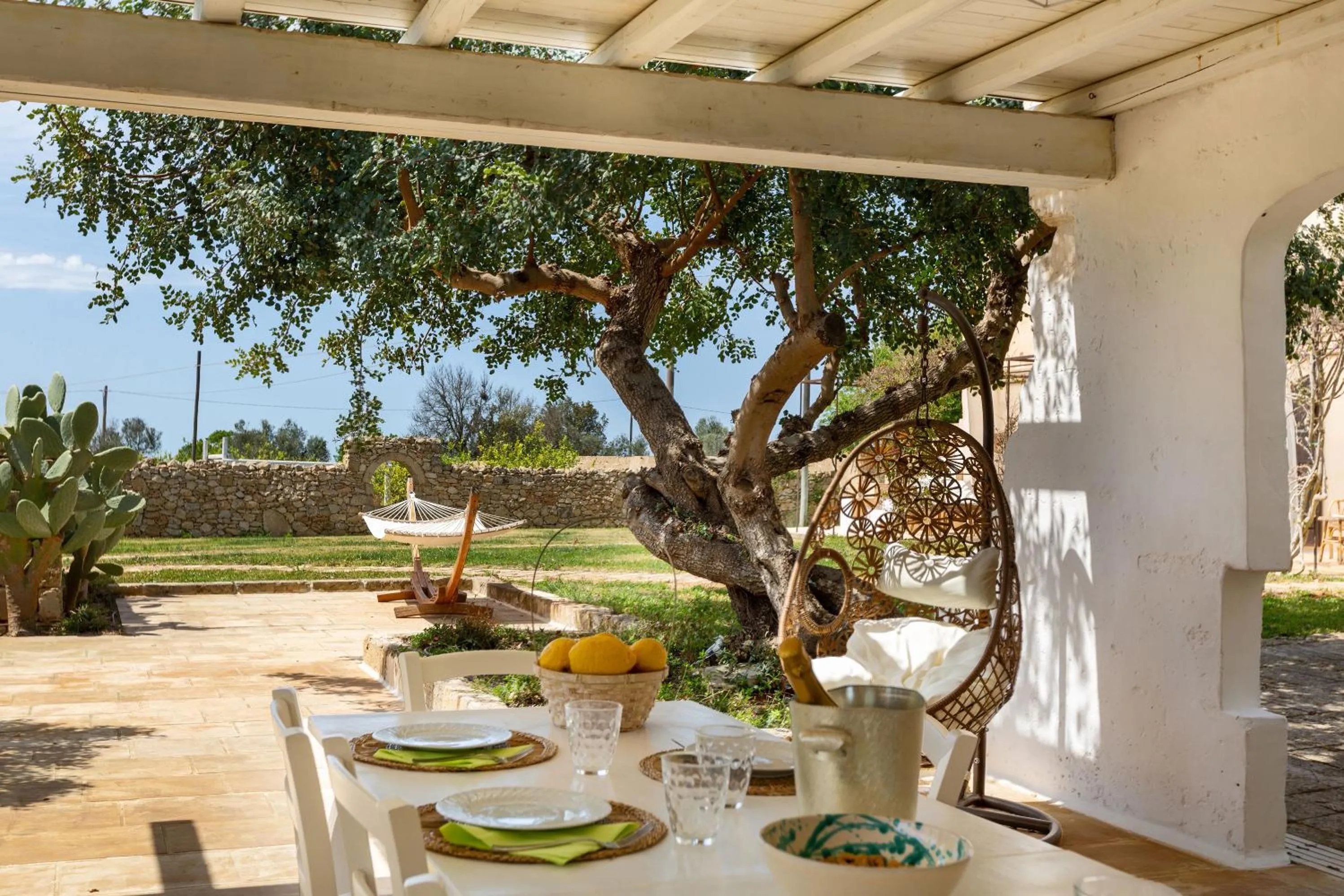 Patio in Masseria Li Capperi by Perle di Puglia