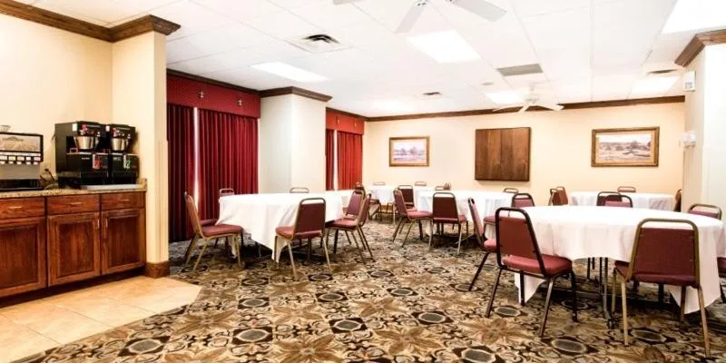Banquet/Function facilities in Grand Plaza Hotel & Conference Center