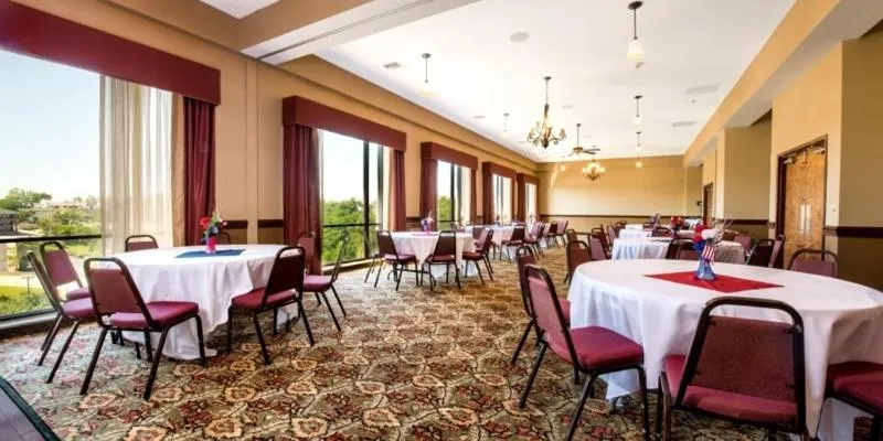 Banquet/Function facilities in Grand Plaza Hotel & Conference Center