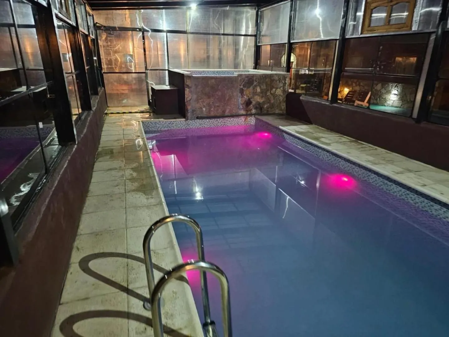 Swimming pool in La Comarca