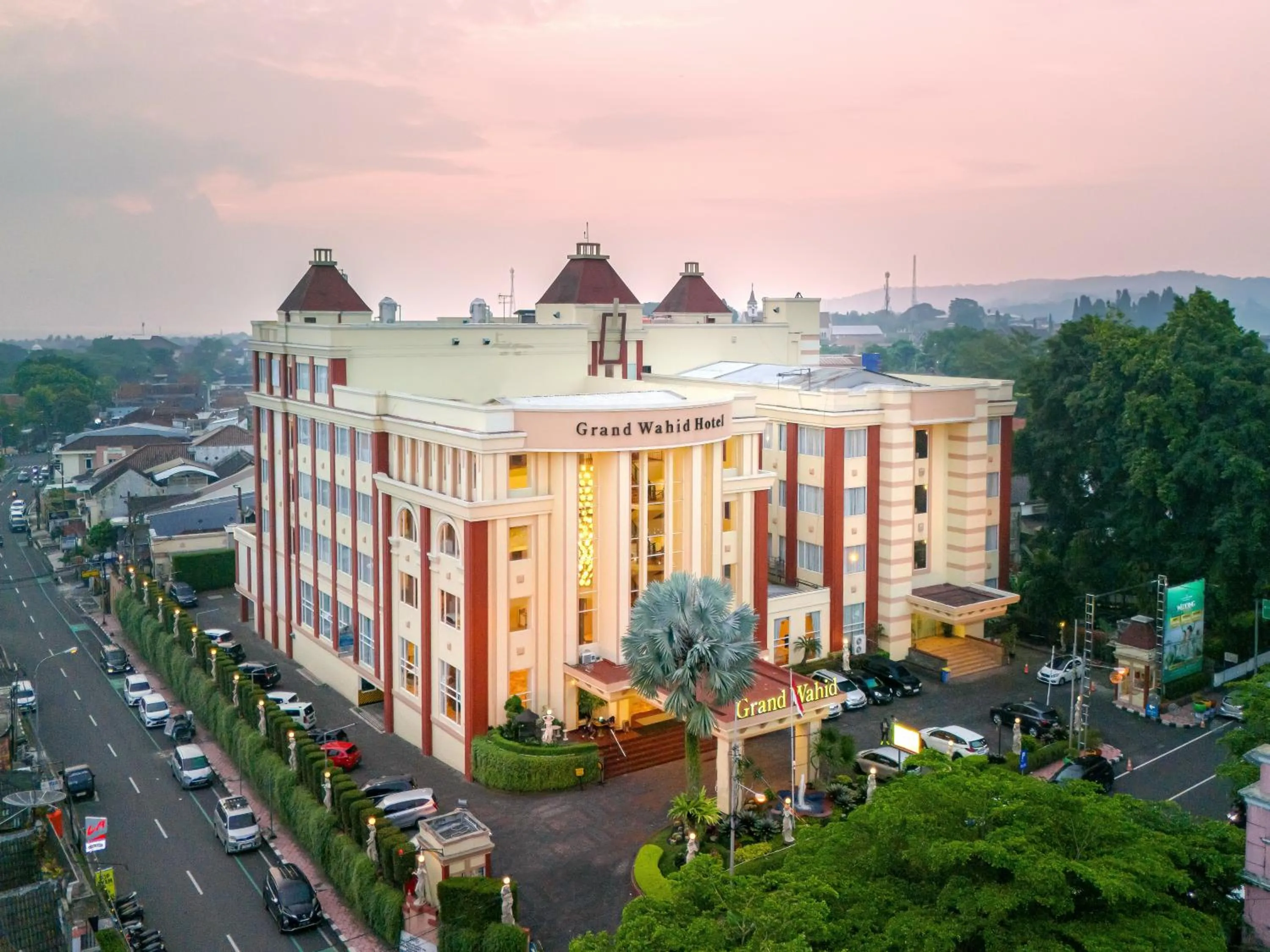 Property building in Grand Wahid Hotel Salatiga