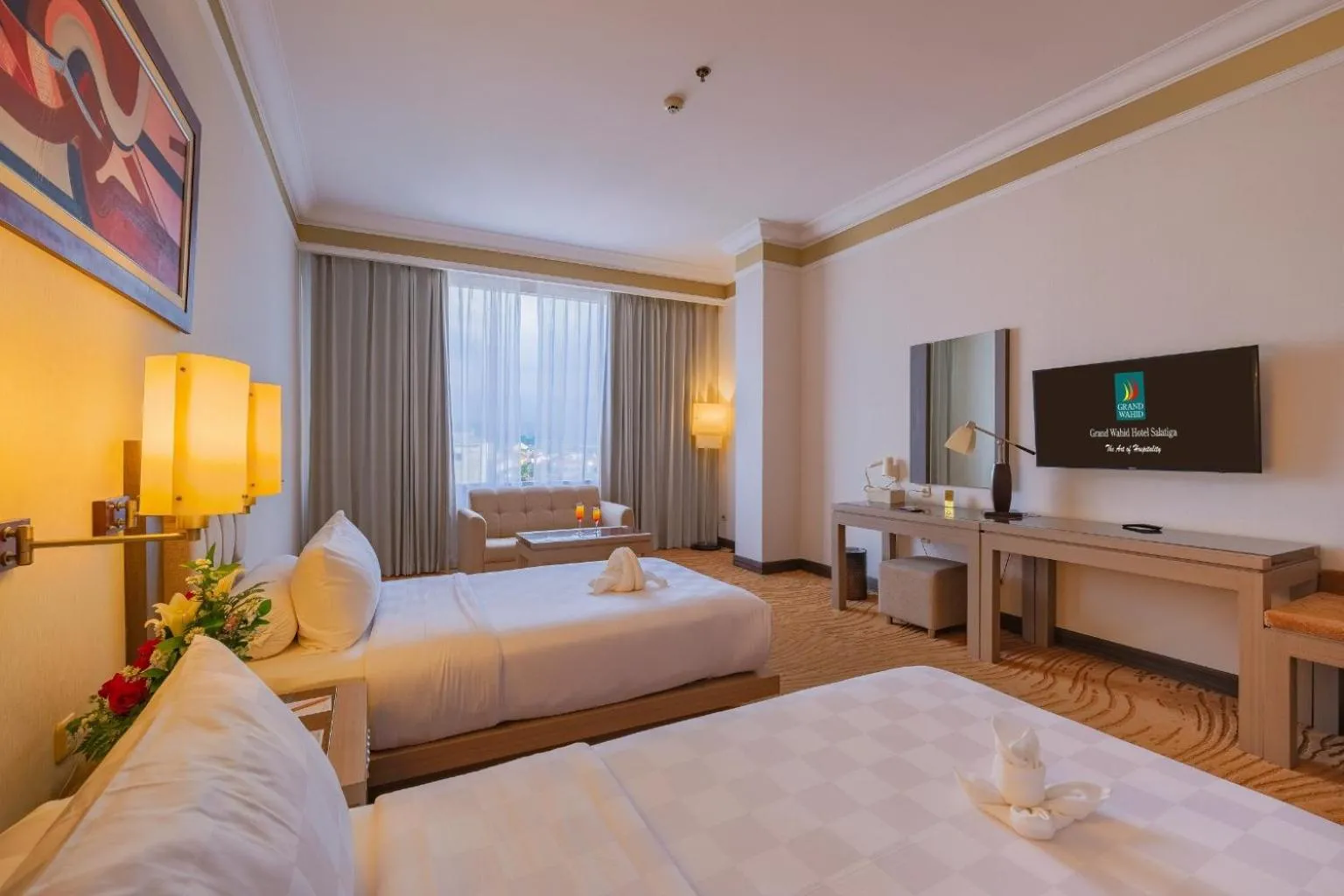 Bed in Grand Wahid Hotel Salatiga