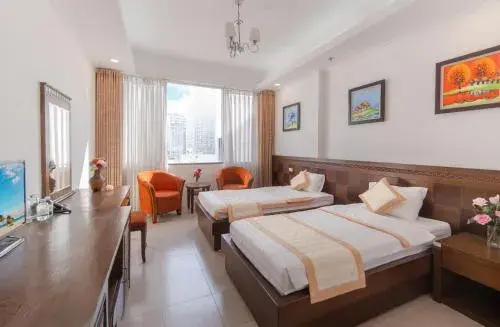 Superior Double or Twin Room with City View in Holiday Central Nha Trang Superior Double or Twin Room with City View in Holiday Central Nha Trang