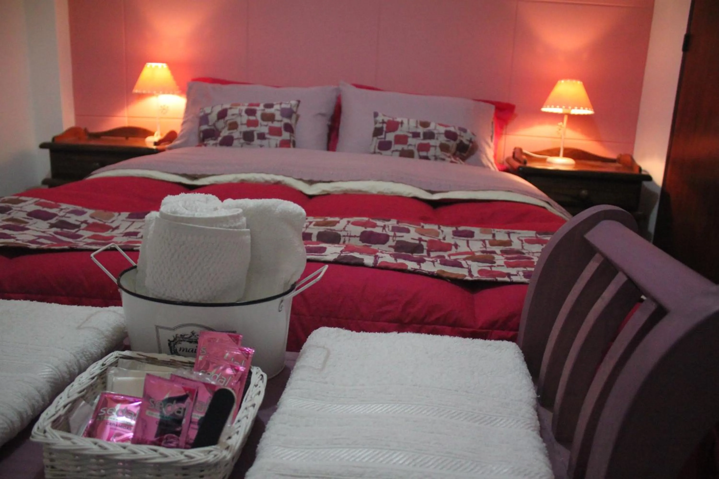 group of guests, Bed in Departamento De La Costa