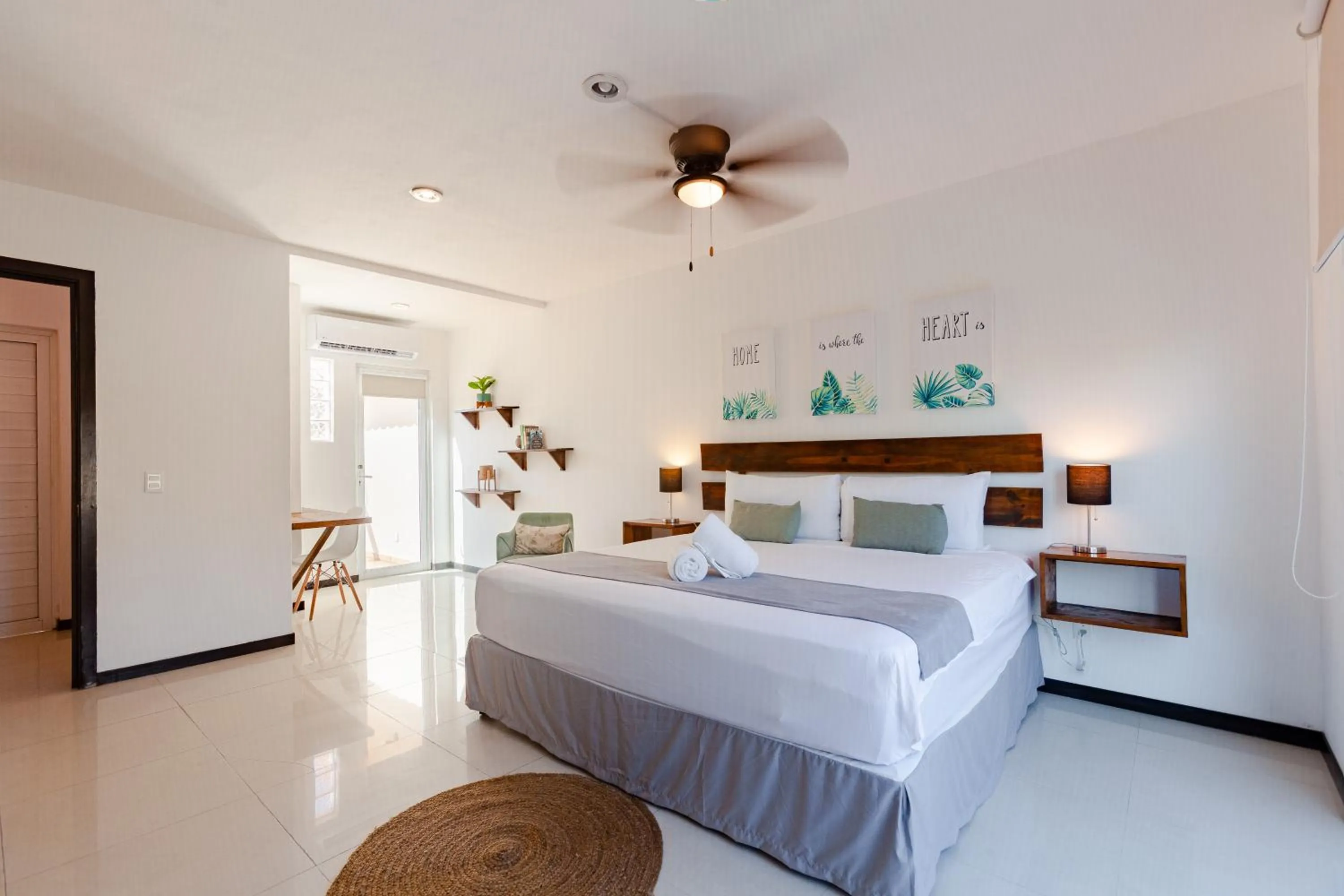 Bed in Via Tendenza Condos