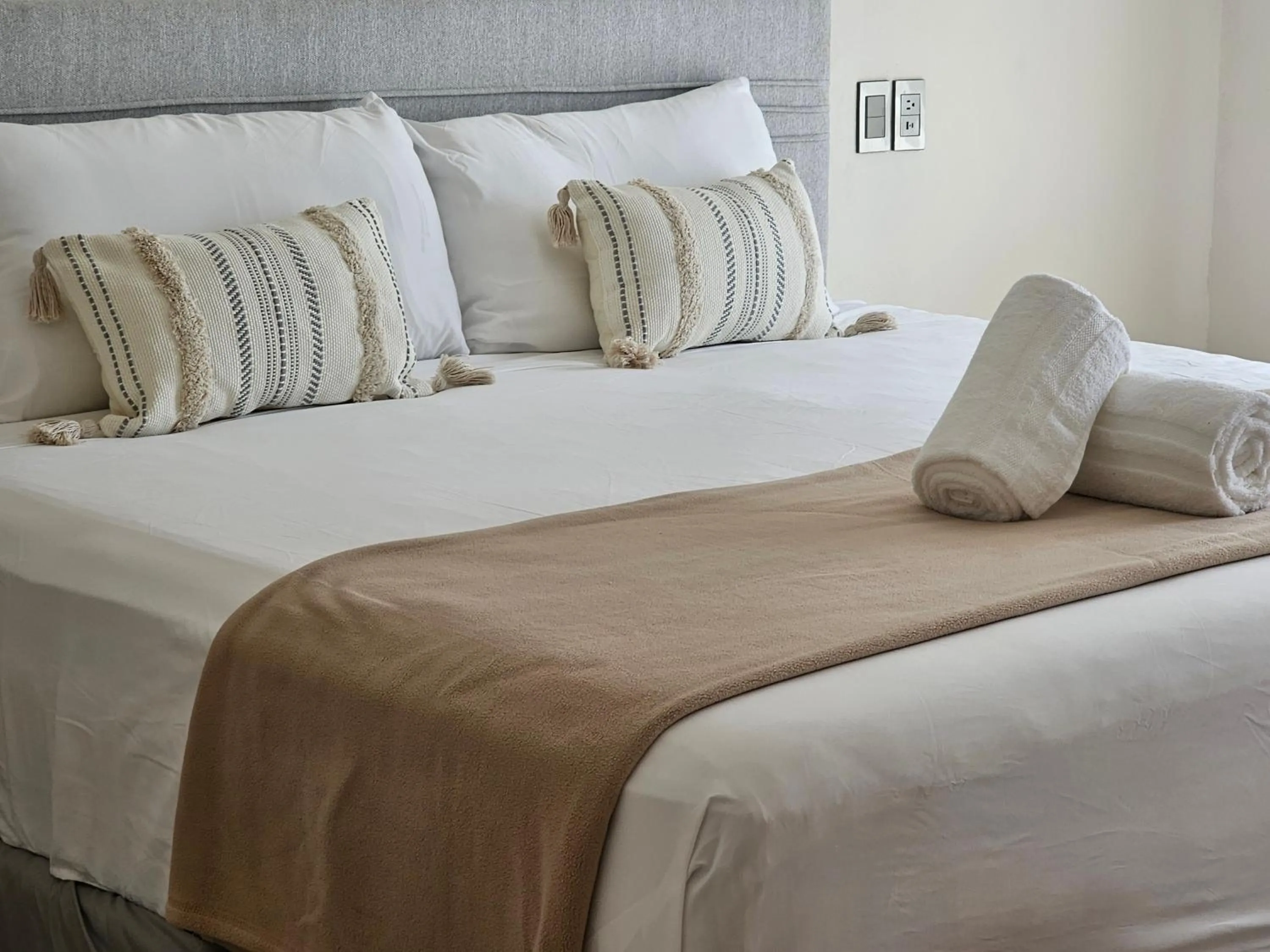 Bed in Via Tendenza Condos