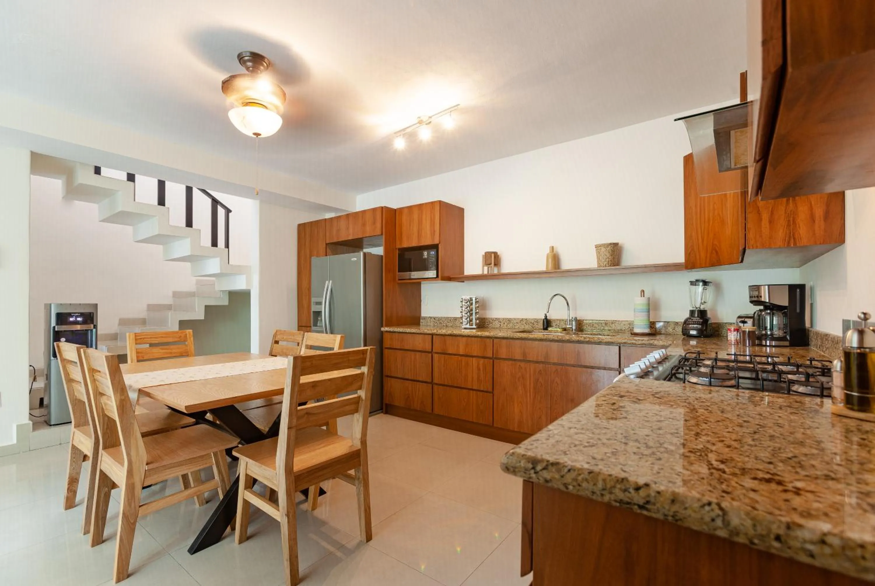 Kitchen or kitchenette in Via Tendenza Condos