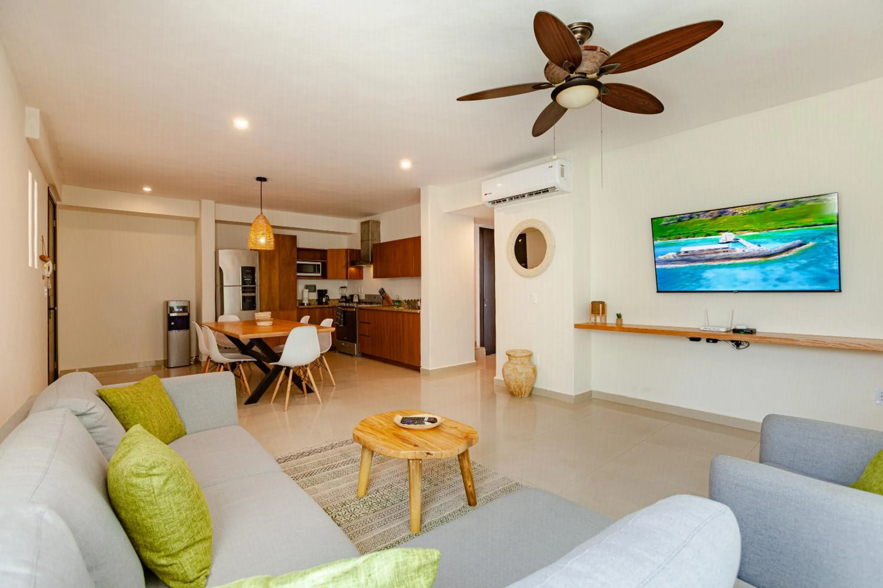 Communal lounge/ TV room in Via Tendenza Condos