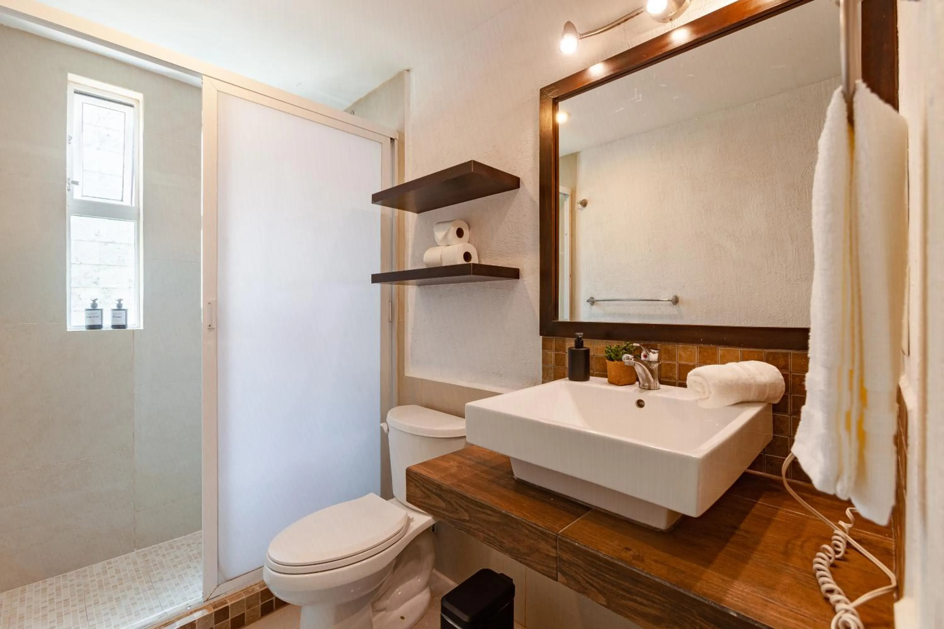 Bed in Via Tendenza Condos