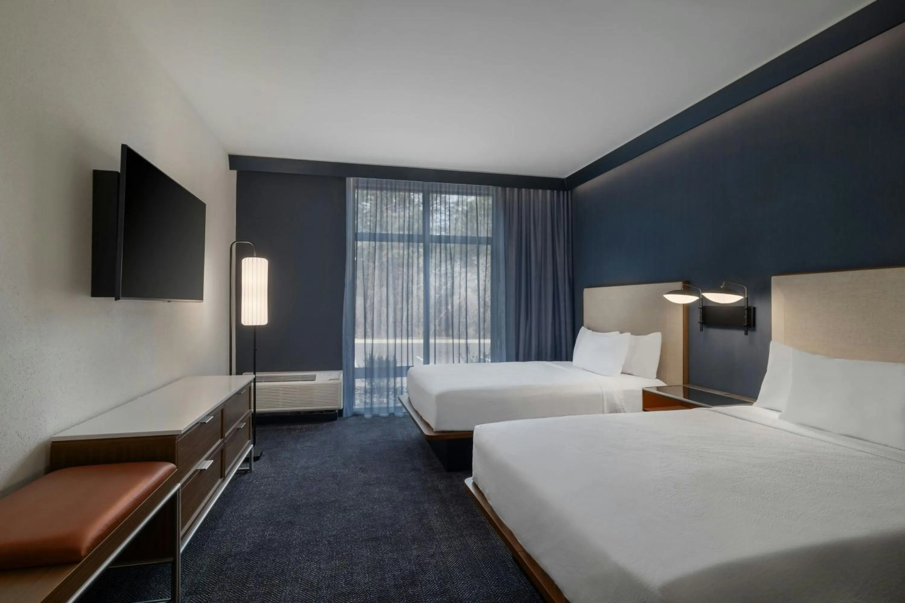 Queen Room with Two Queen Beds in Courtyard by Marriott Southern Pines Aberdeen