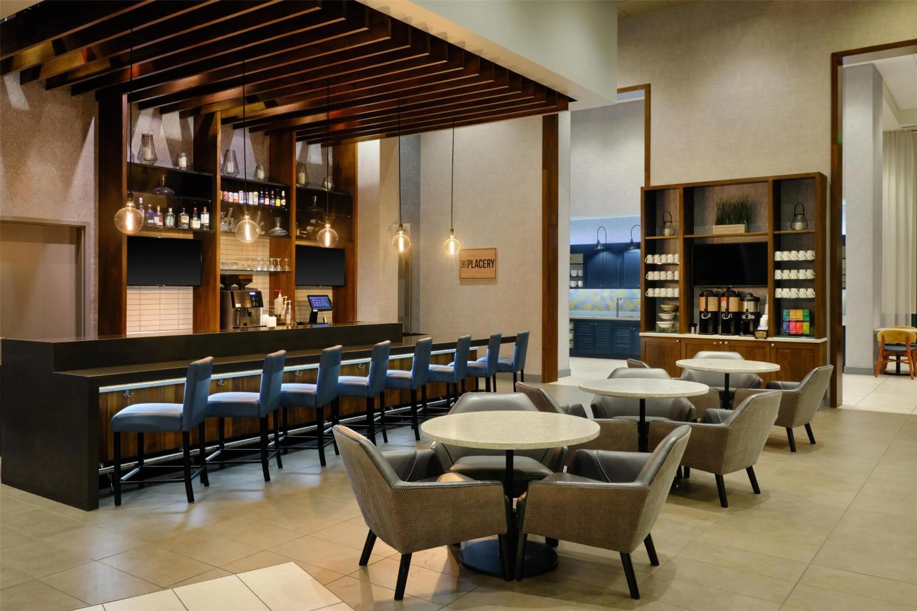 Lounge or bar in Hyatt Place Park City