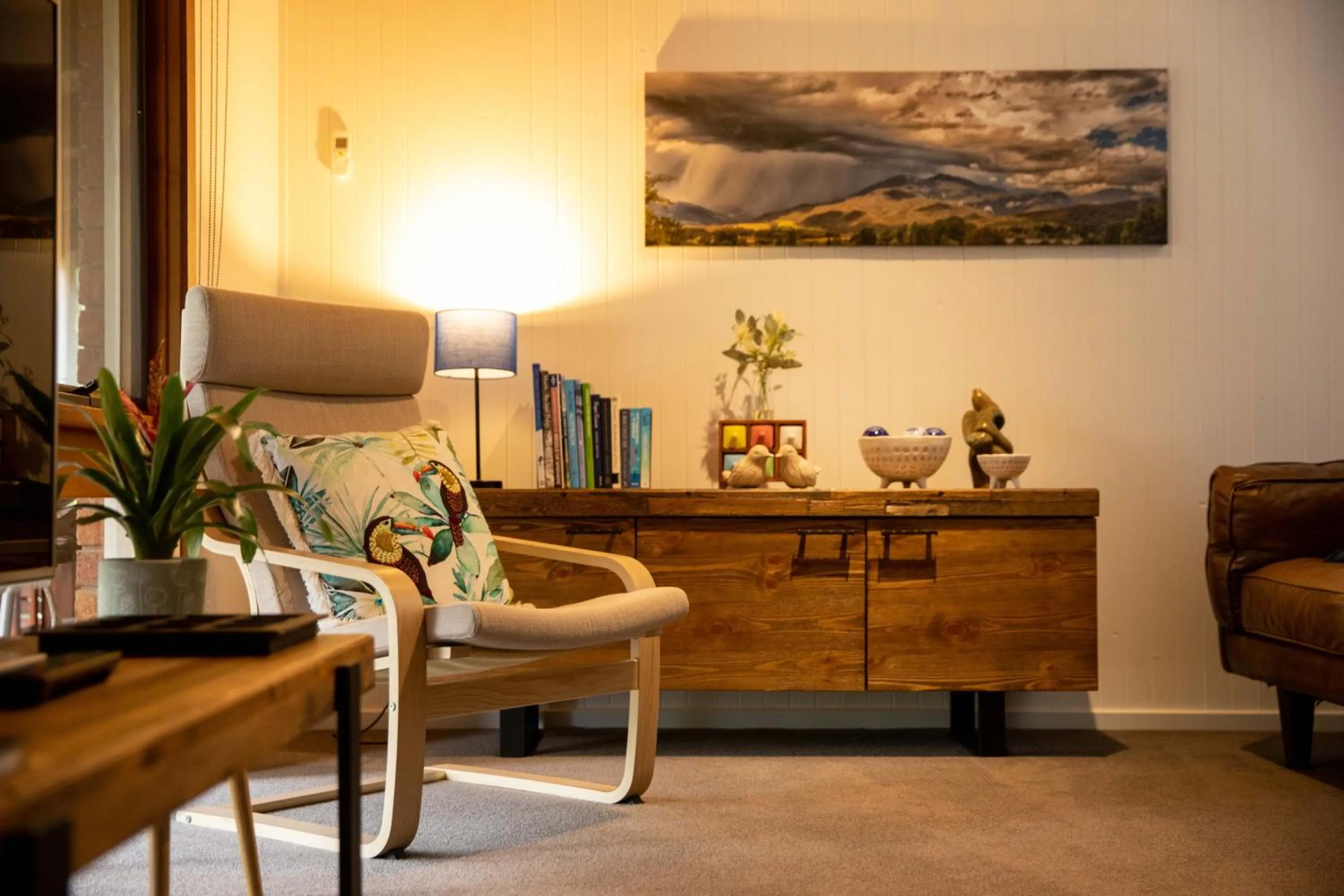 Living room in Kiewa Country Cottages