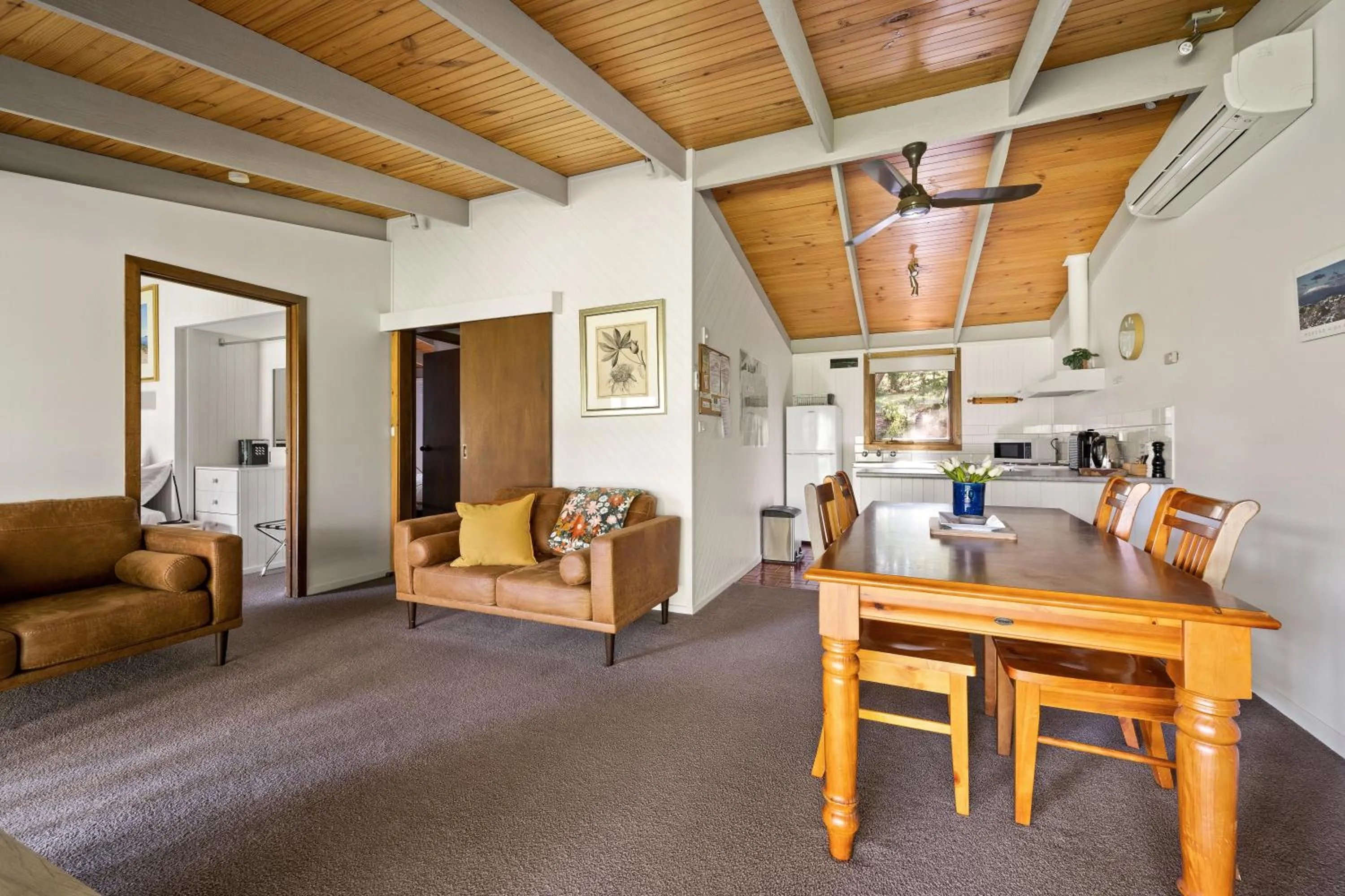 Living room in Kiewa Country Cottages