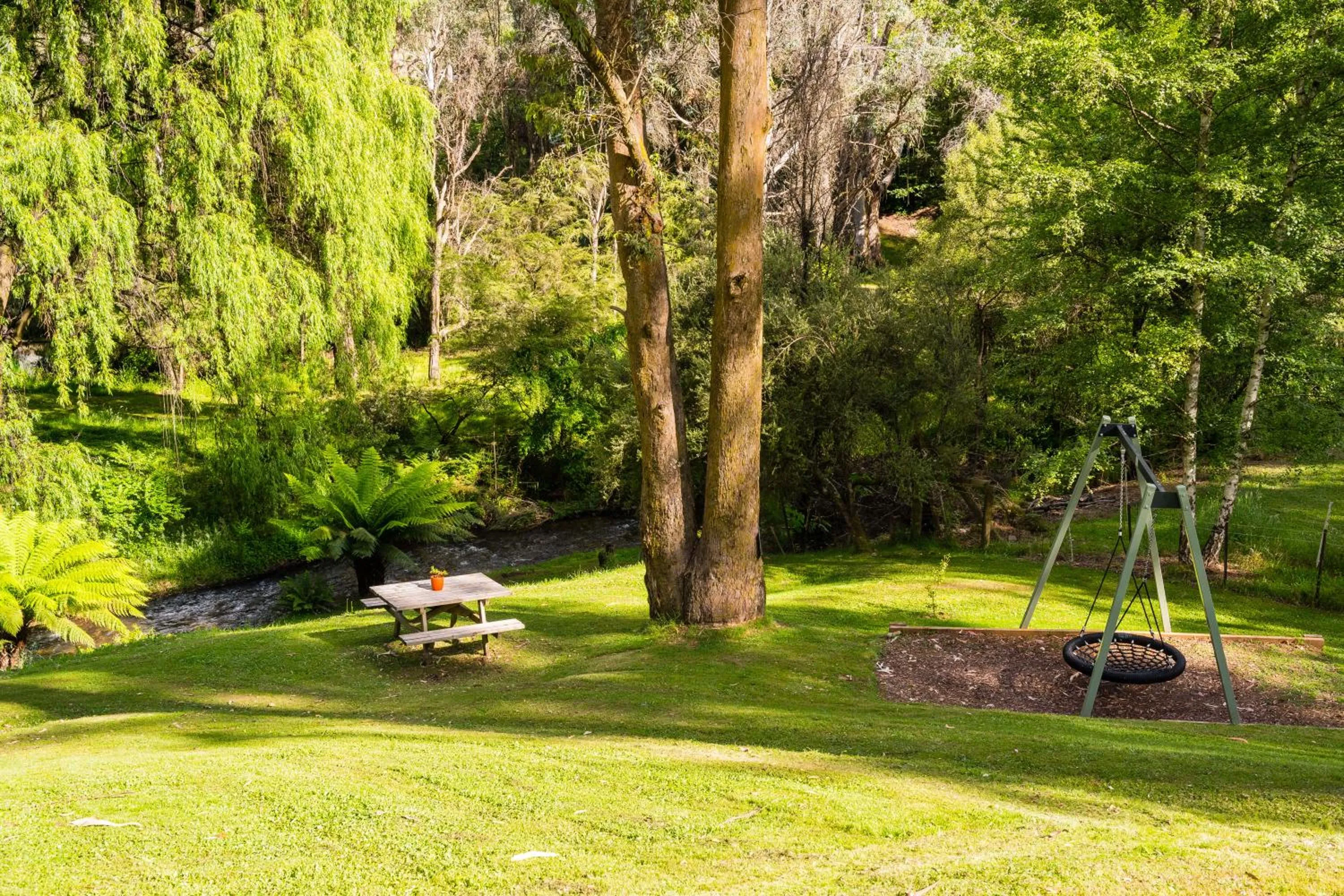 Natural landscape in Kiewa Country Cottages