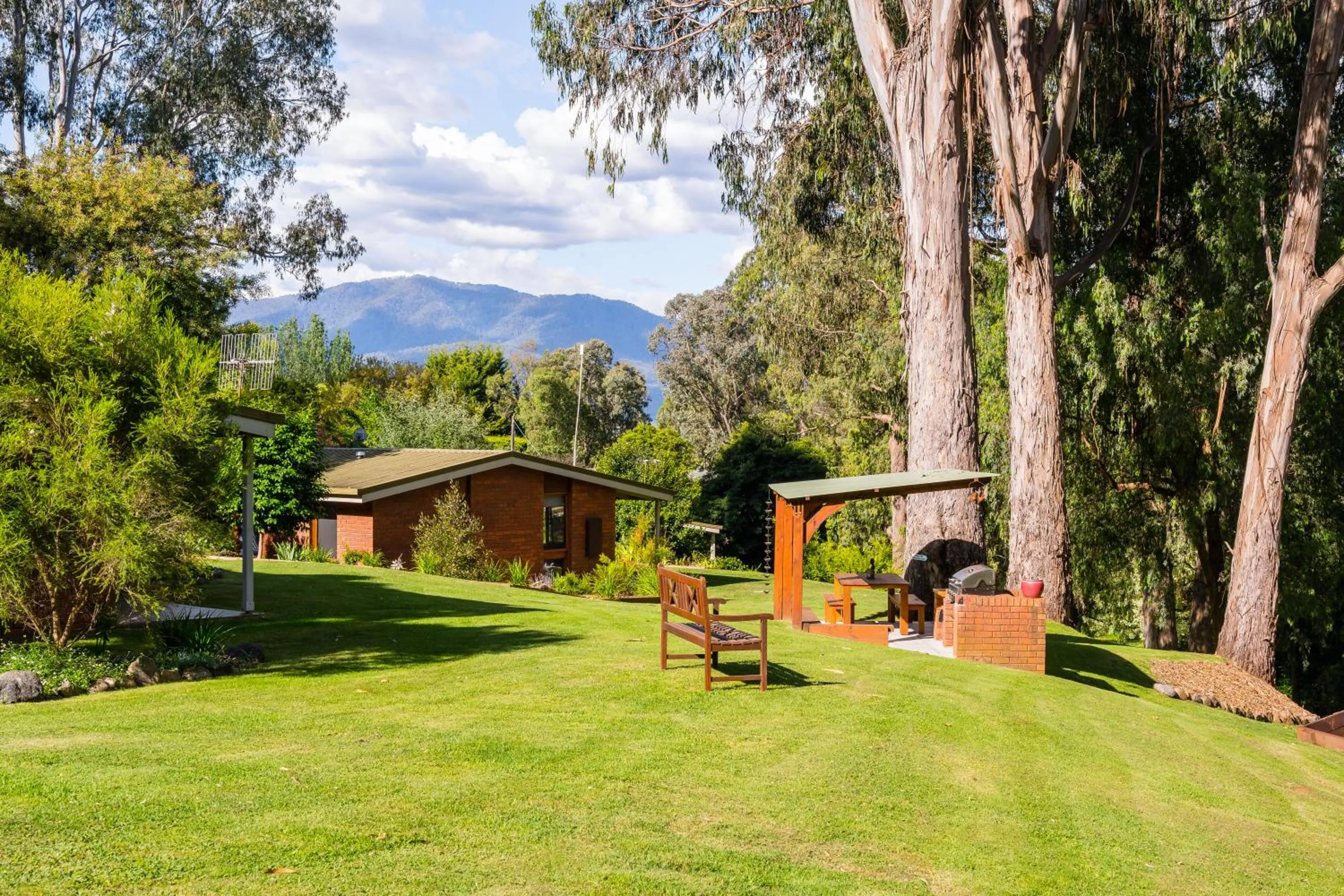 Natural landscape in Kiewa Country Cottages