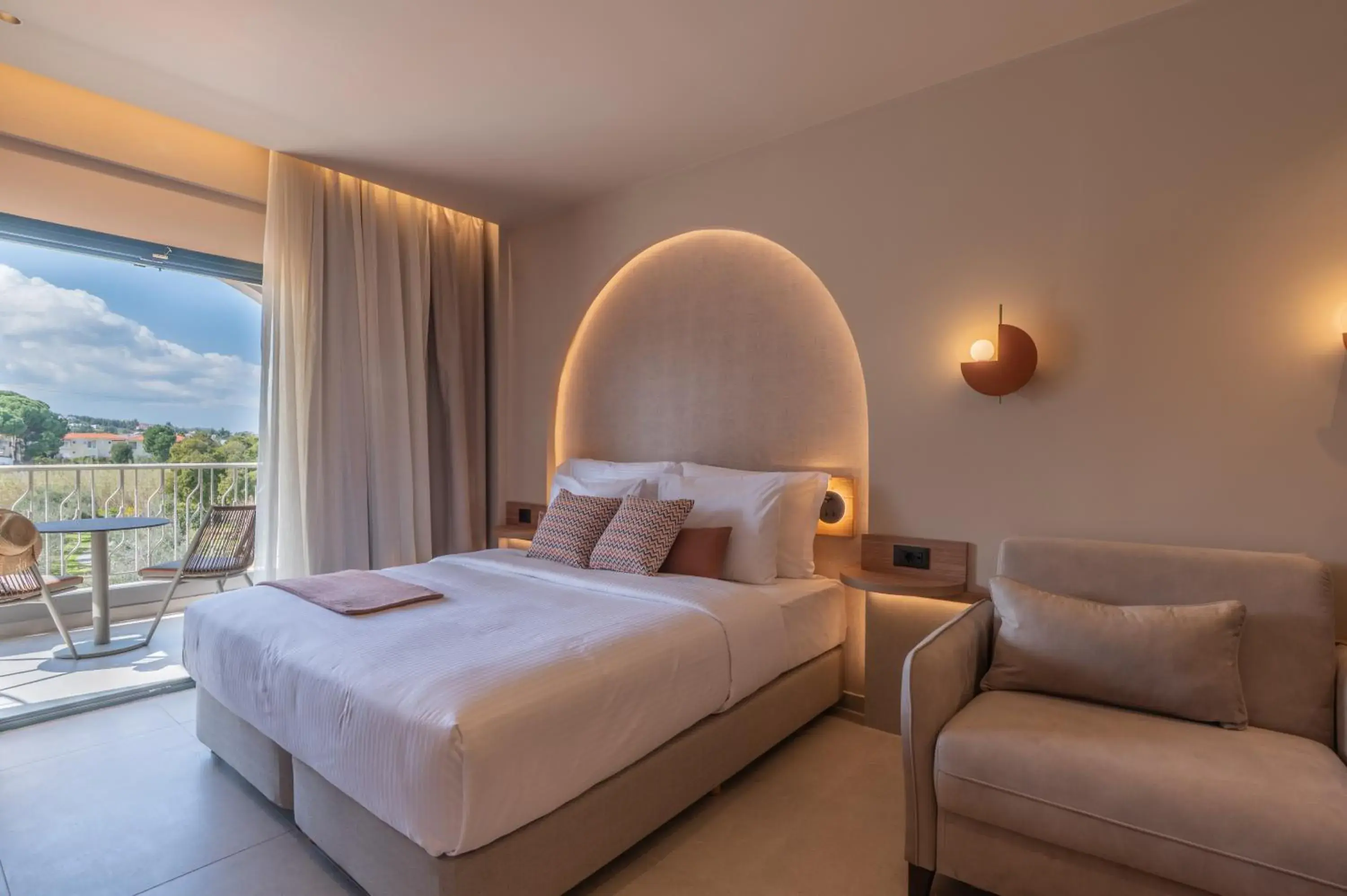 Garden Hideaway Retreat in Zeus Eleva Kassandra Lagoon Garden Hideaway Retreat in Zeus Eleva Kassandra Lagoon