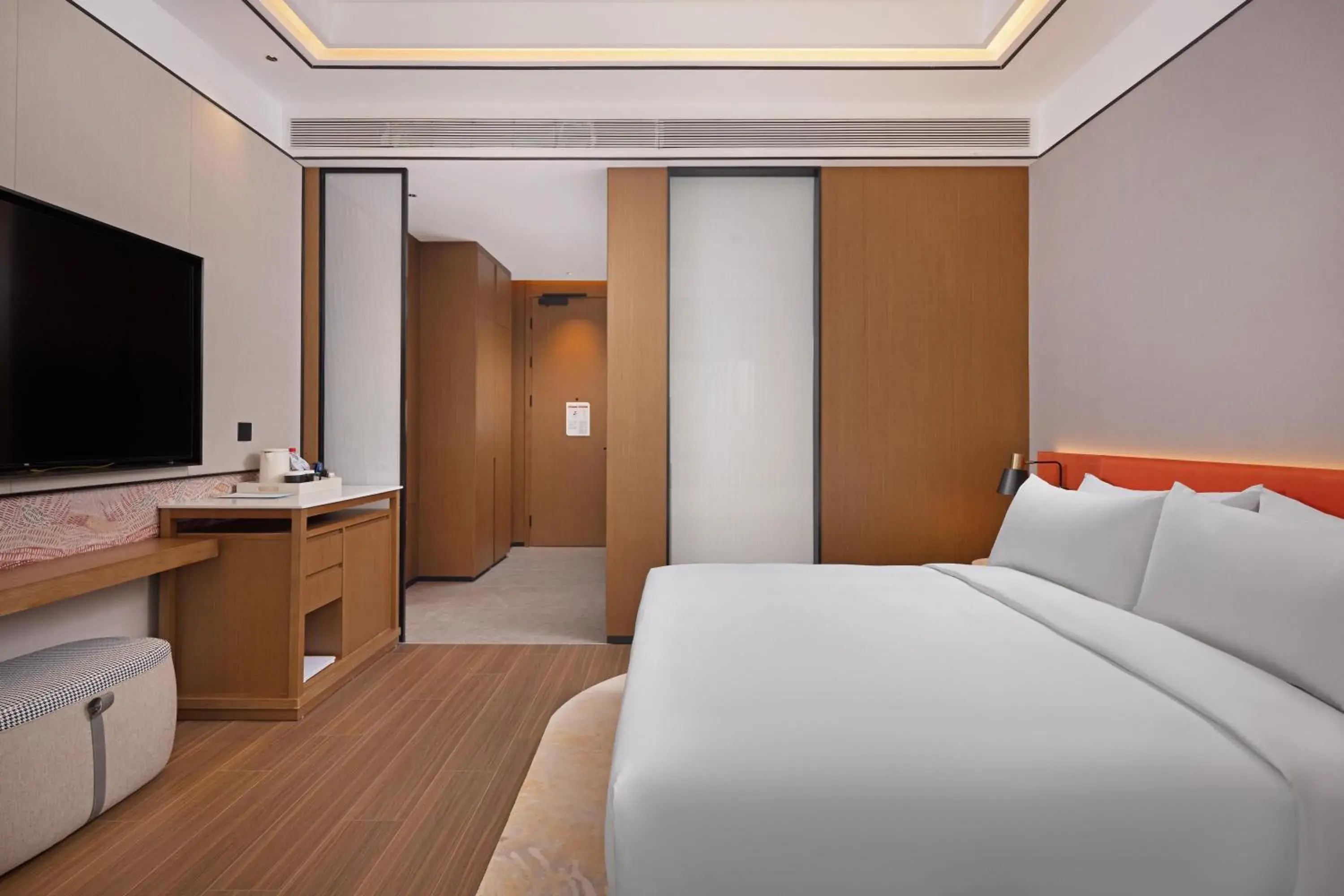 King Guest Room in Hilton Garden Inn Urumqi Exhibition Center King Guest Room in Hilton Garden Inn Urumqi Exhibition Center