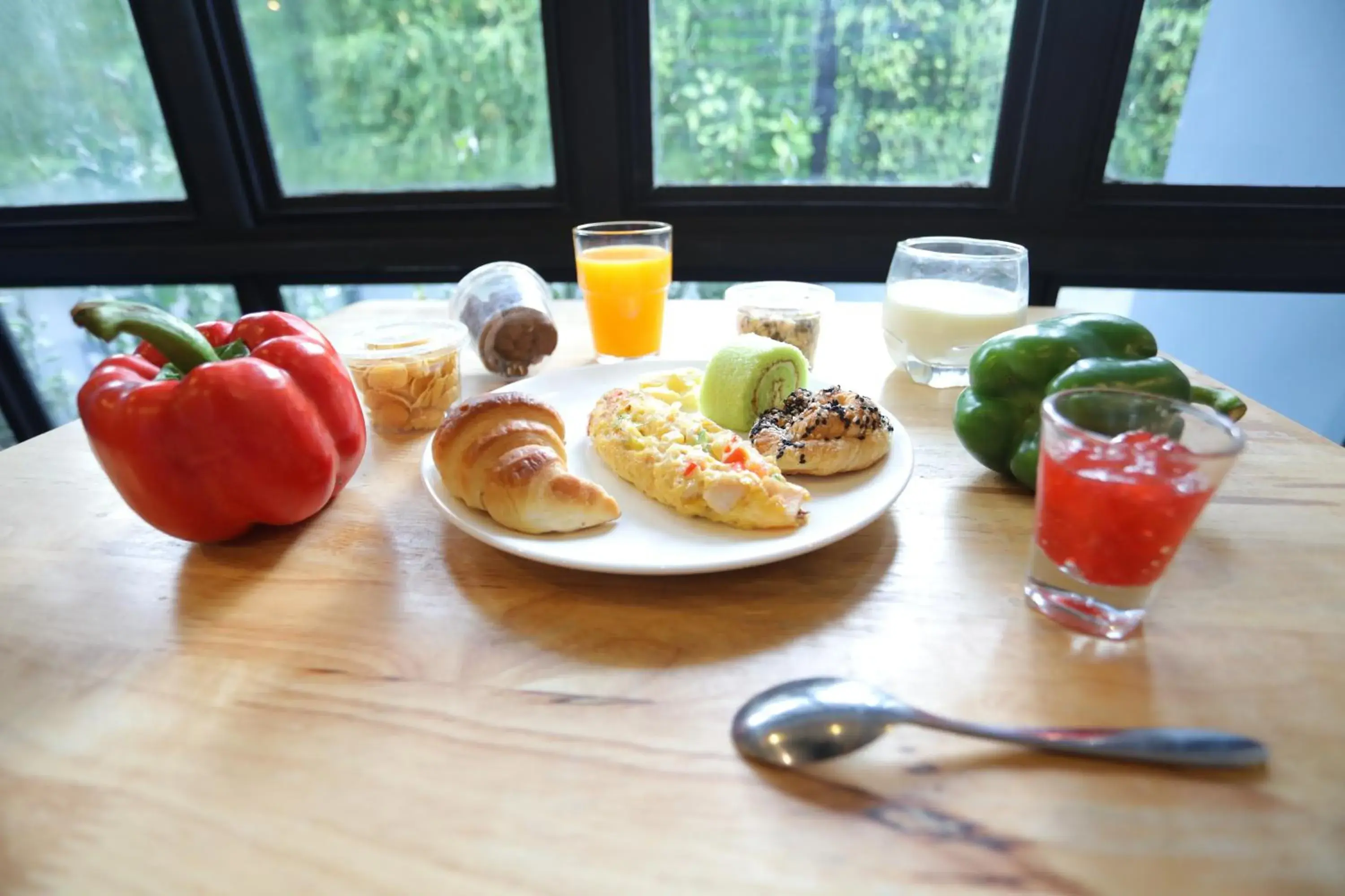 Restaurant/places to eat in Apple A Day Resort Krabi, Ao Nang Beach Restaurant/places to eat in Apple A Day Resort Krabi, Ao Nang Beach