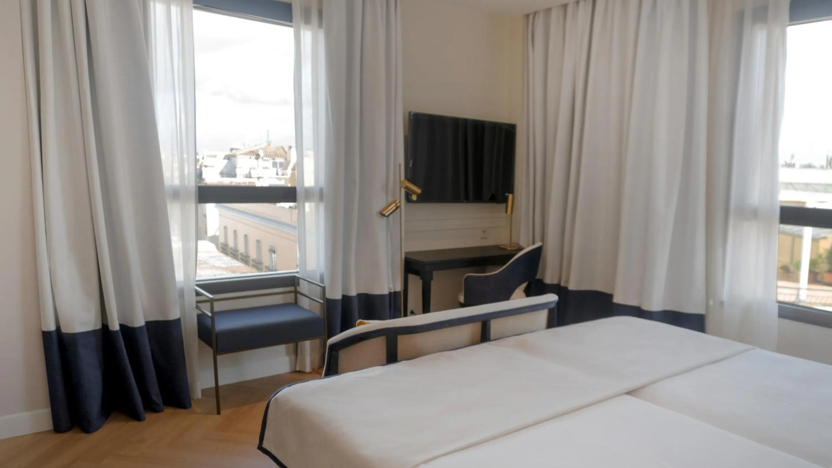 Double Room with Balcony - single occupancy in Sercotel Sevilla Don Luciano