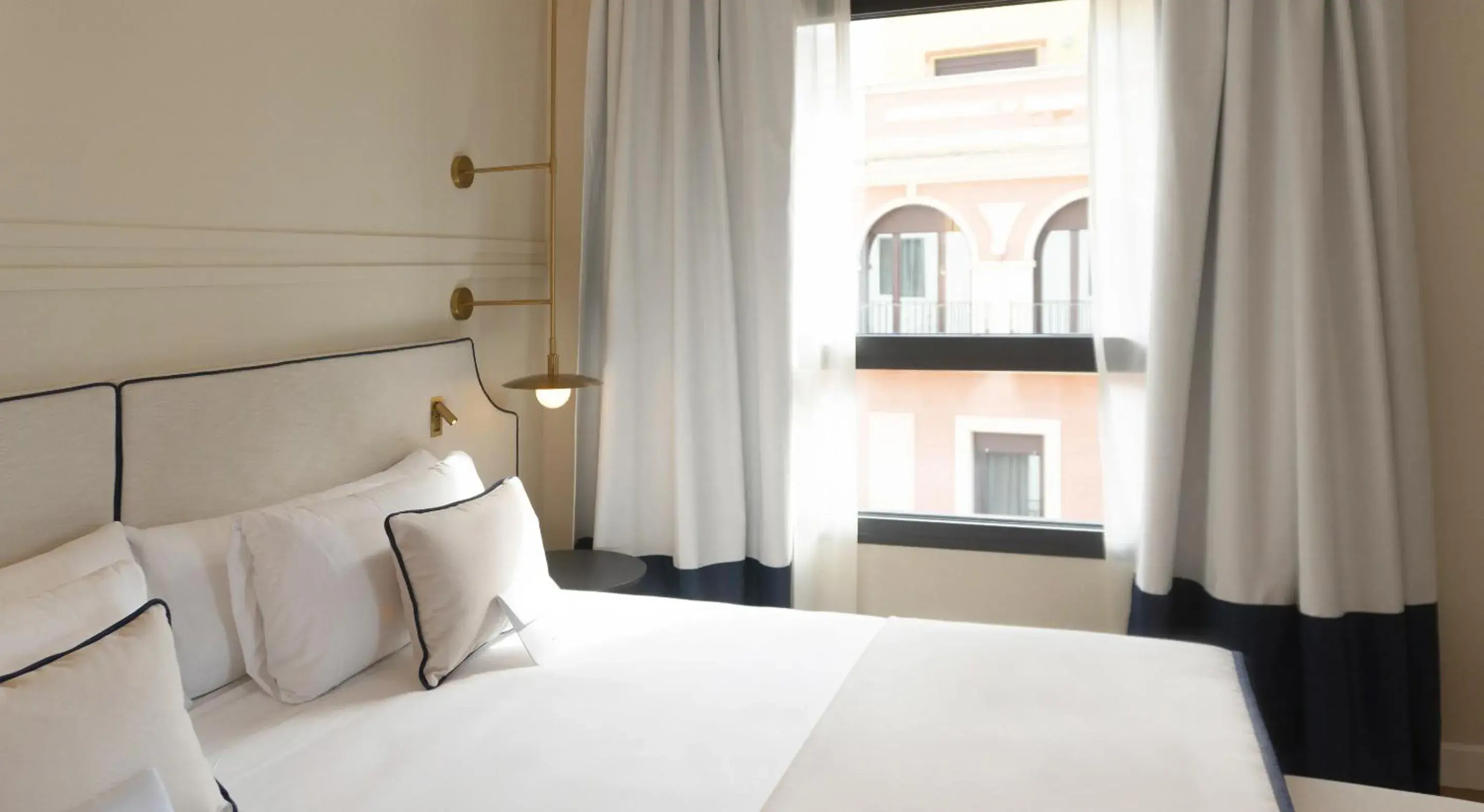 Habitación Familiar Comunicada - single occupancy in Sercotel Sevilla Don Luciano Habitación Familiar Comunicada - single occupancy in Sercotel Sevilla Don Luciano