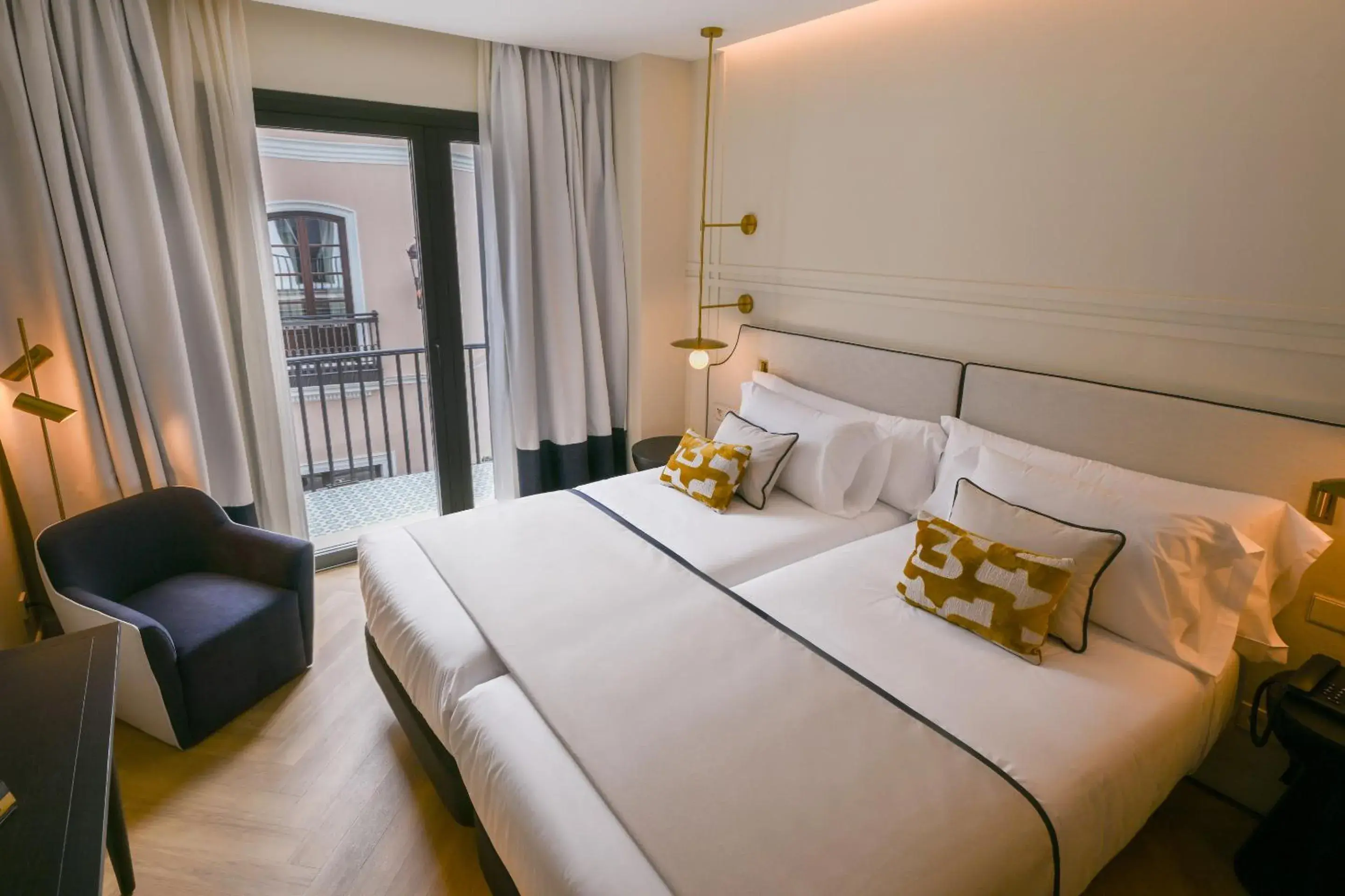 Double Room with Balcony - single occupancy in Sercotel Sevilla Don Luciano Double Room with Balcony - single occupancy in Sercotel Sevilla Don Luciano
