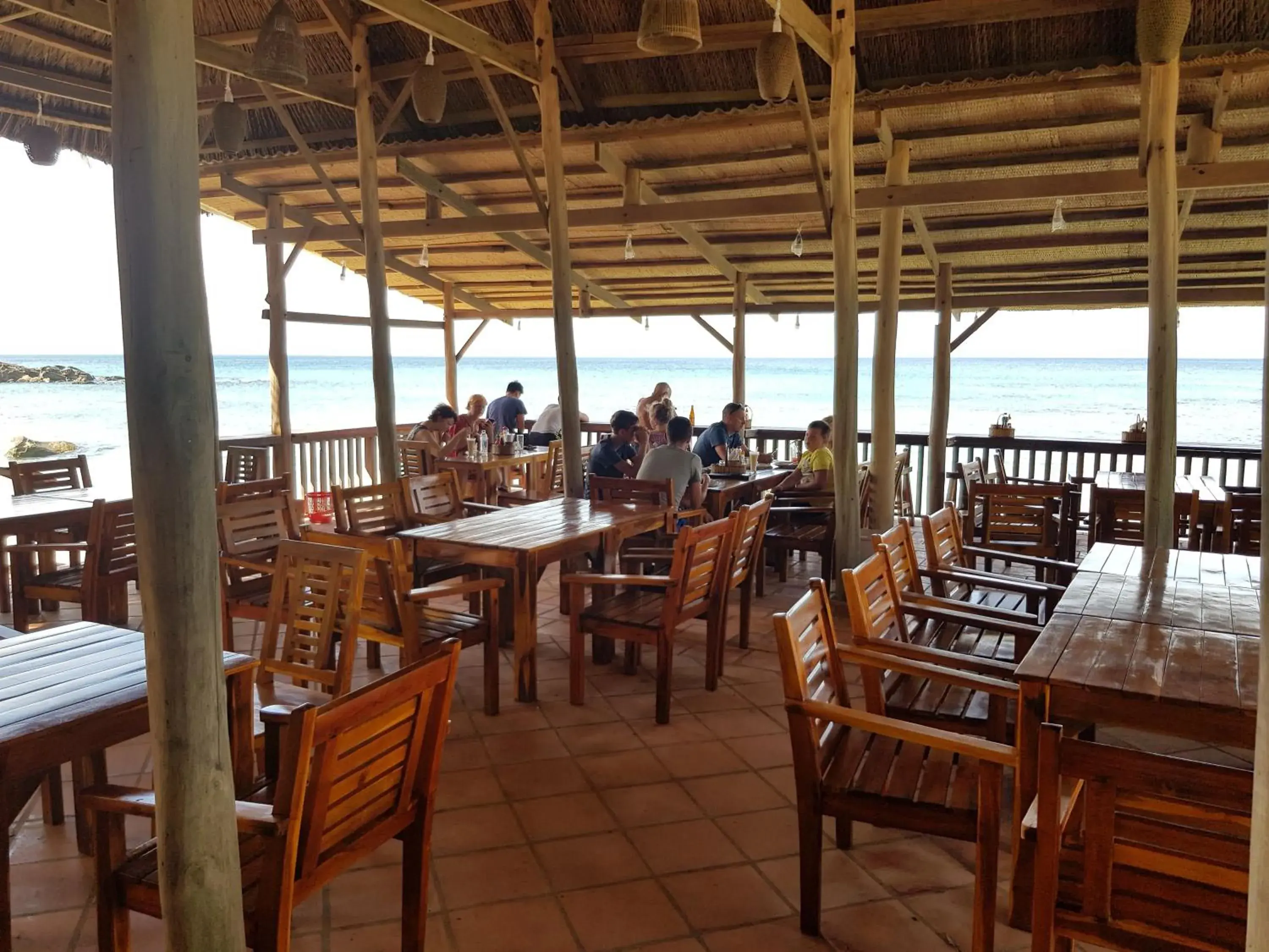 Restaurant/places to eat in Free Beach Resort Restaurant/places to eat in Free Beach Resort