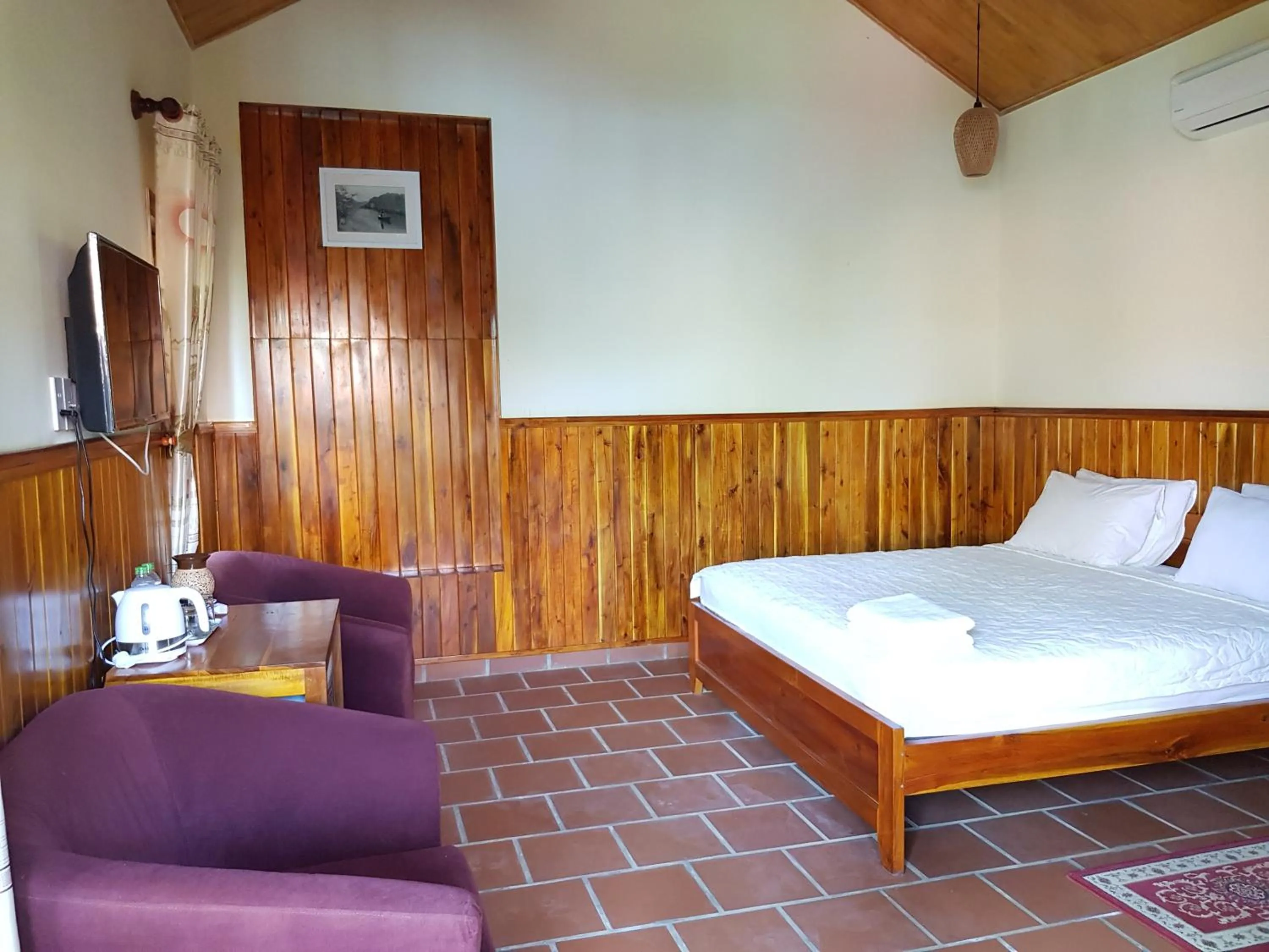 Bed in Free Beach Resort