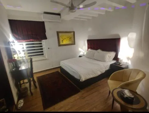 Downtown Residency