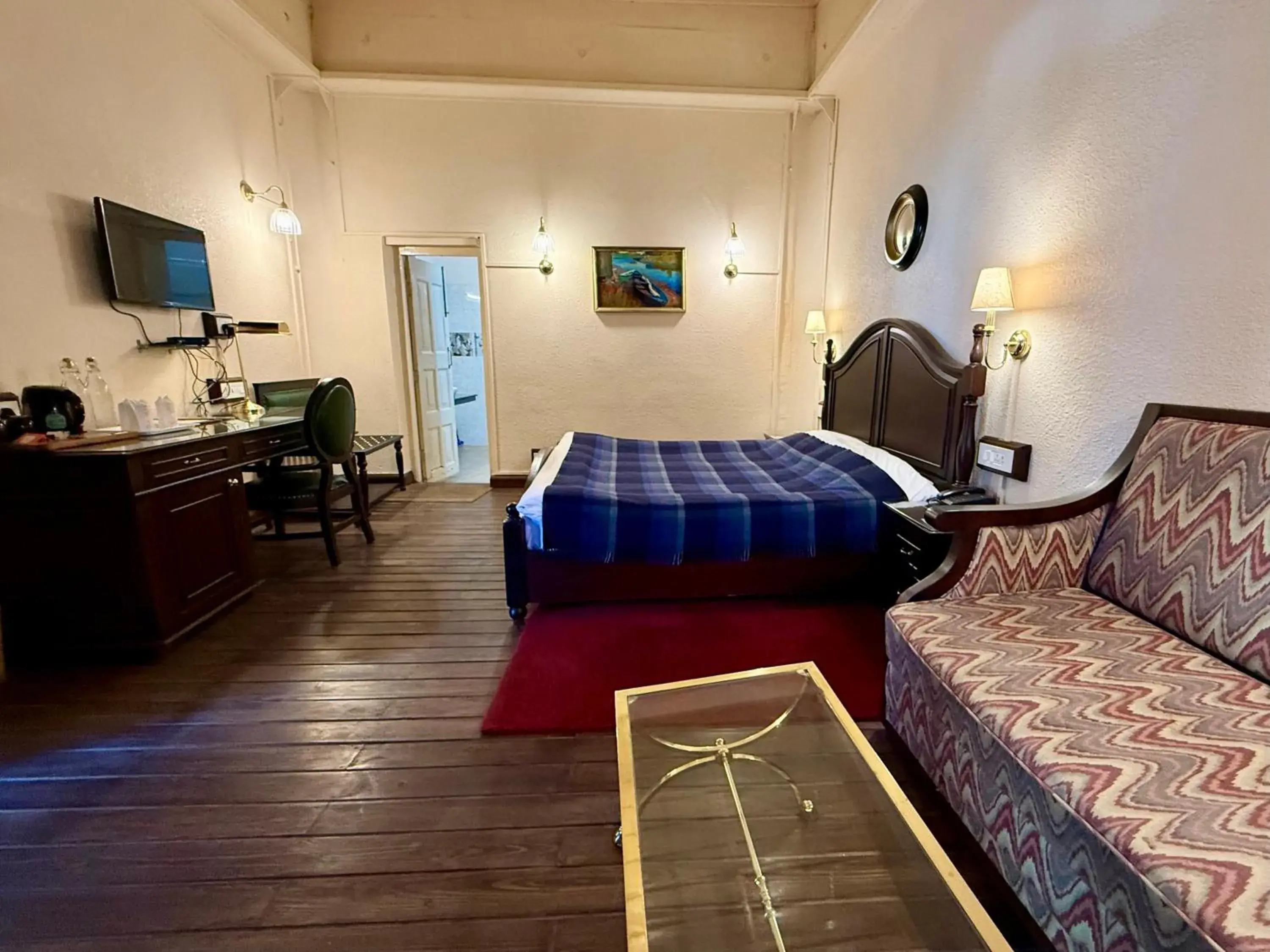 Standard Double Room in The Grand Hotel, Nainital Standard Double Room in The Grand Hotel, Nainital