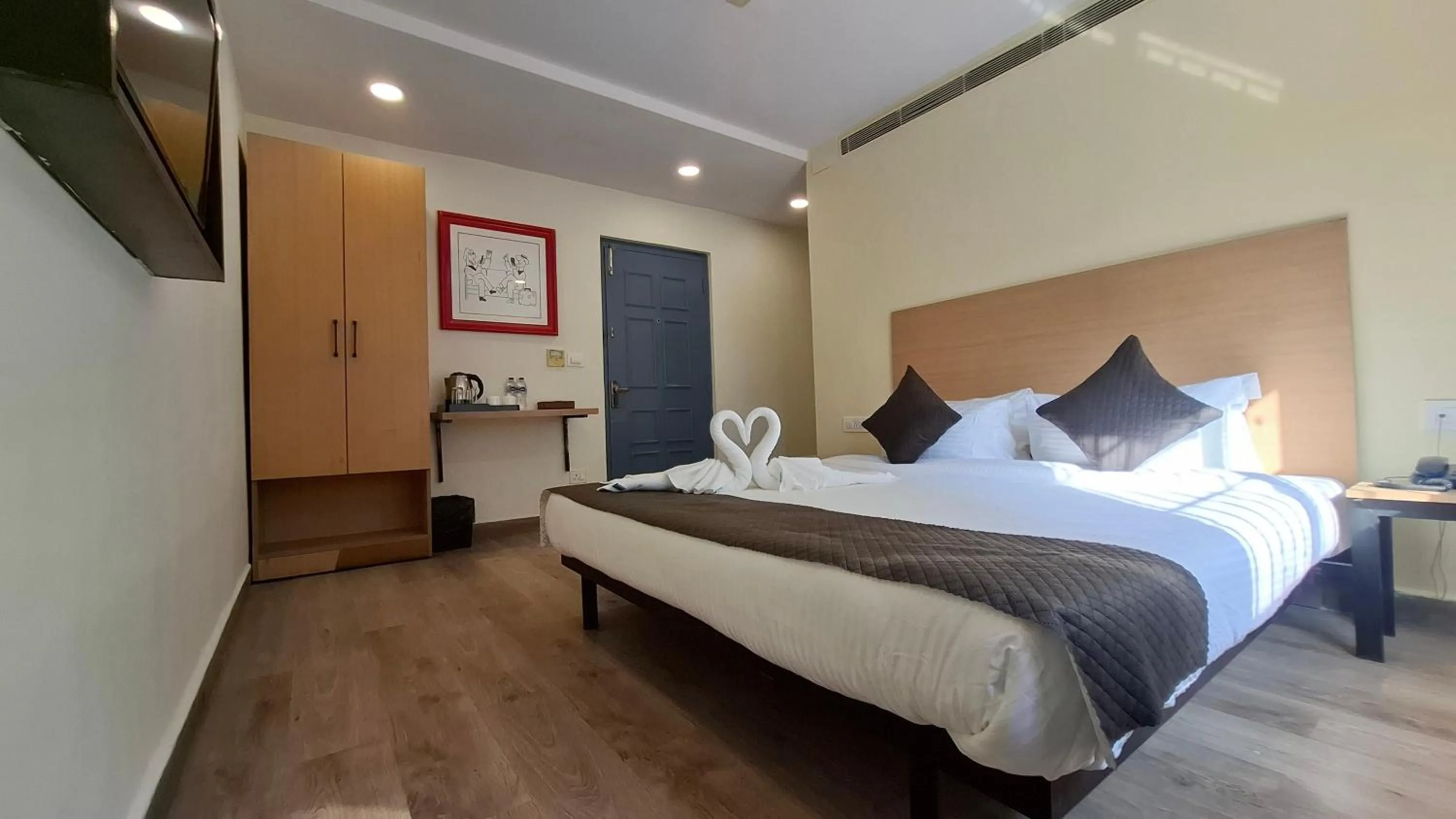 Bedroom, Bed in Hotel Consulate