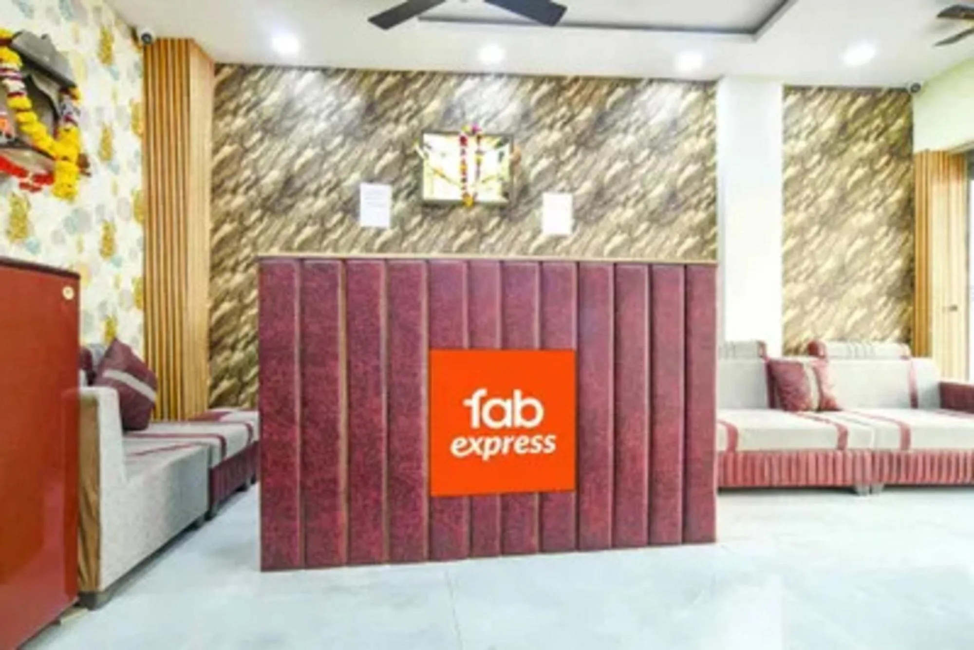 Lobby or reception, Bed in FabHotel Devs Inn