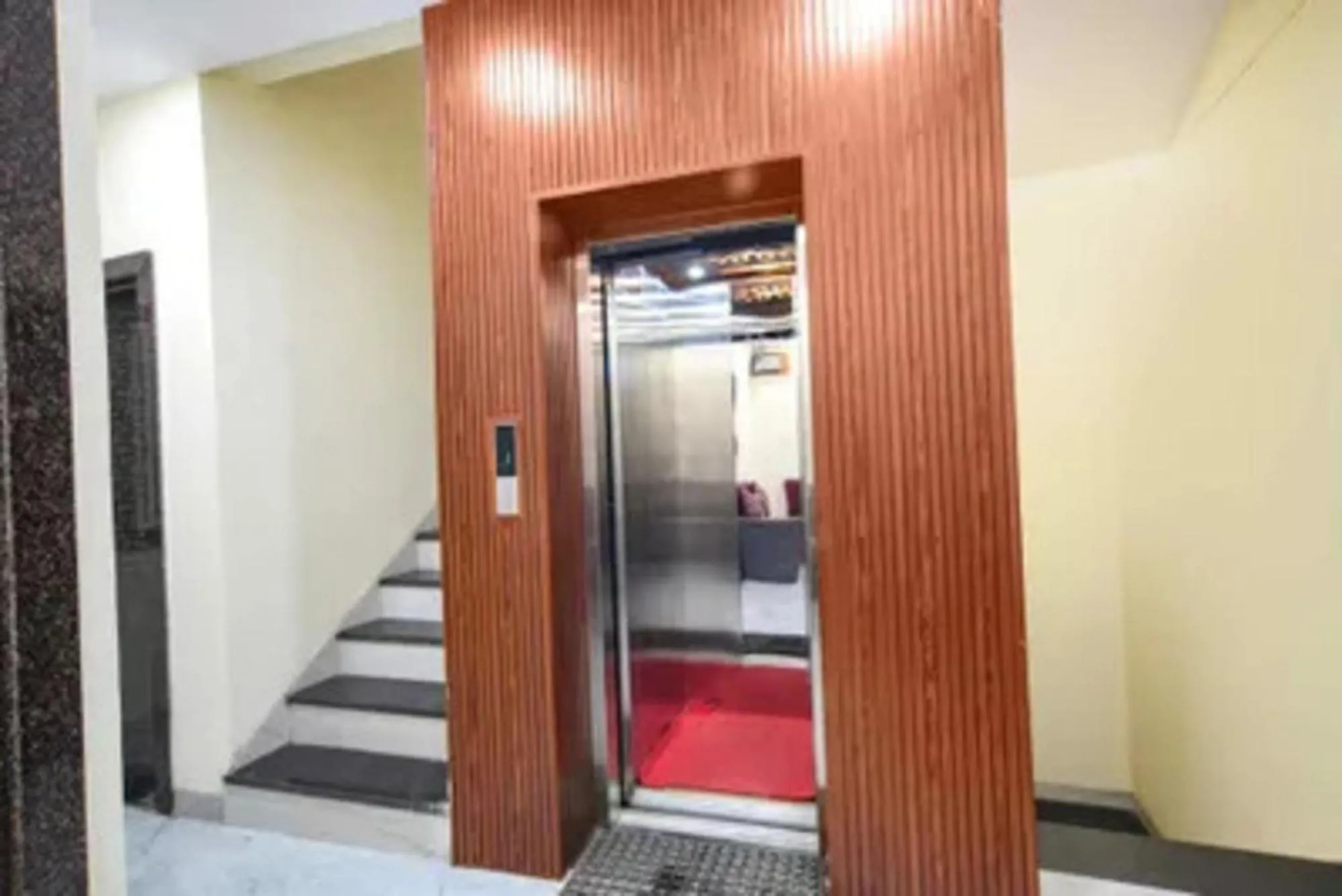 elevator in FabHotel Devs Inn