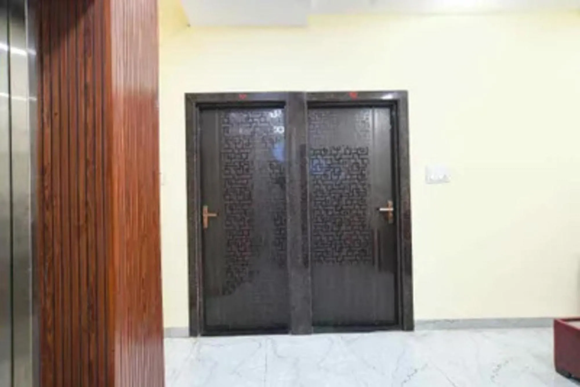 Lobby or reception in FabHotel Devs Inn