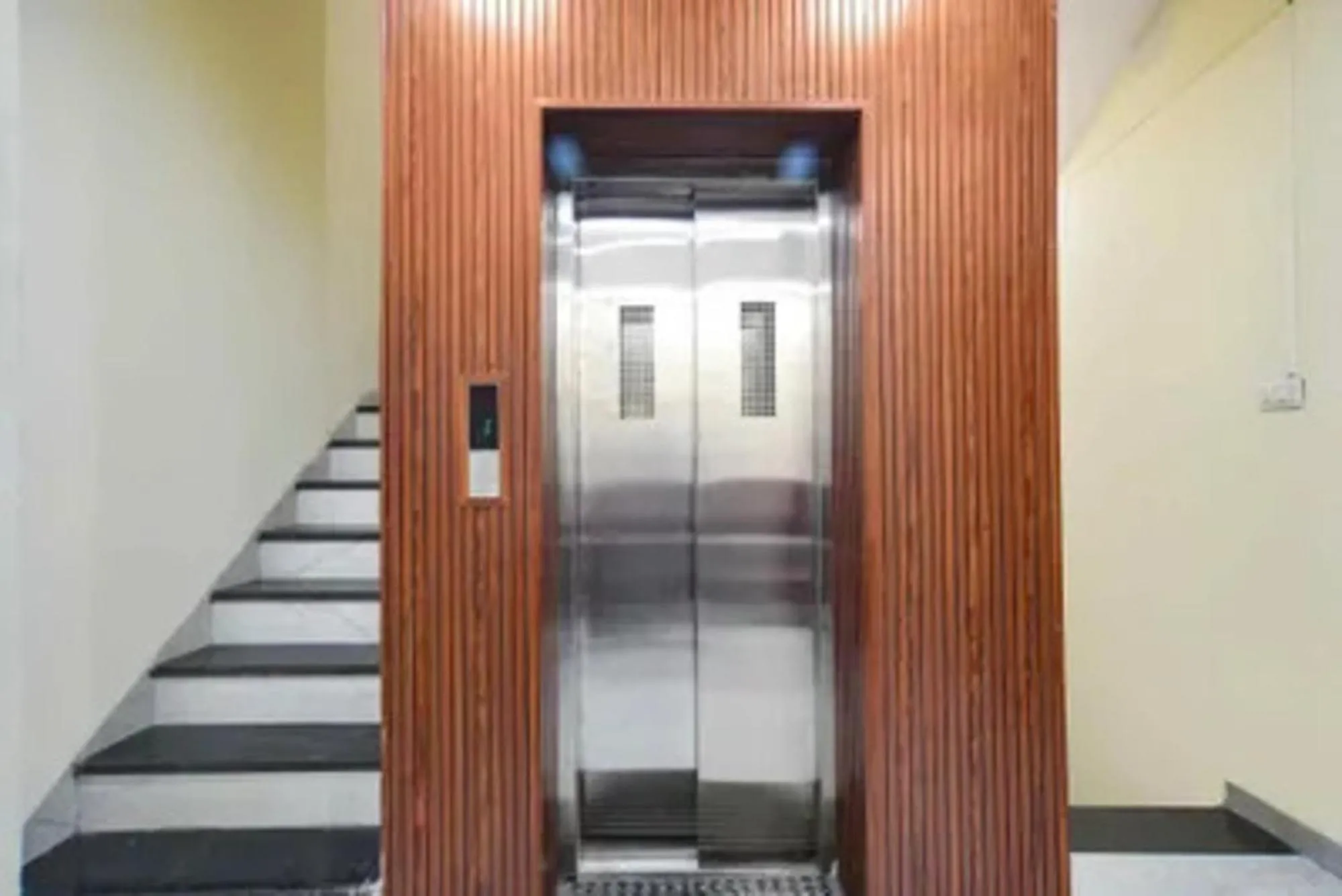 elevator in FabHotel Devs Inn