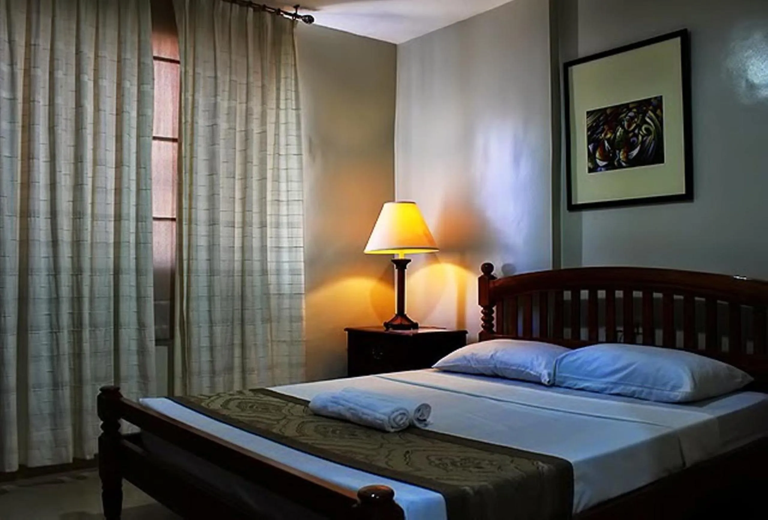 Bedroom, Bed in Metro Vigan Inn