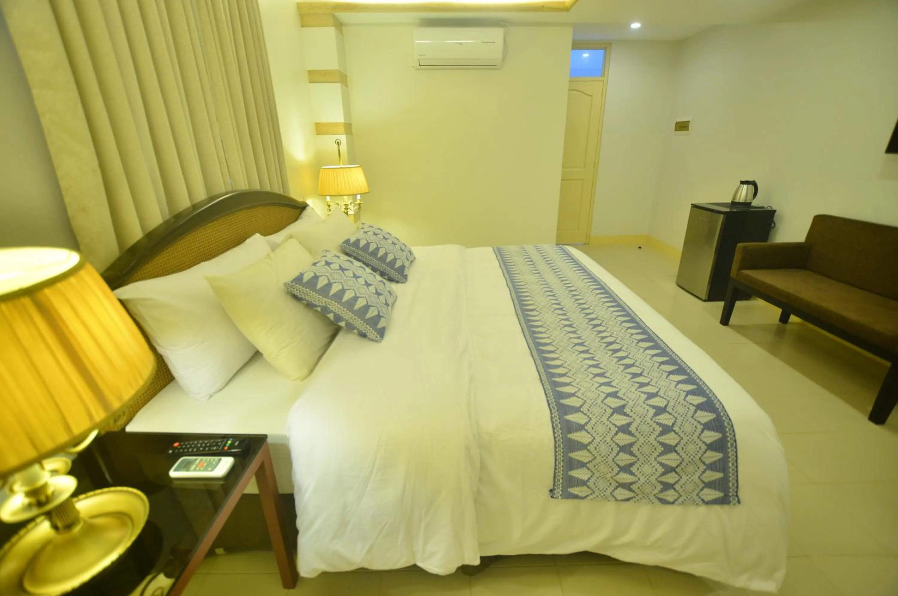 Bed in Metro Vigan Inn